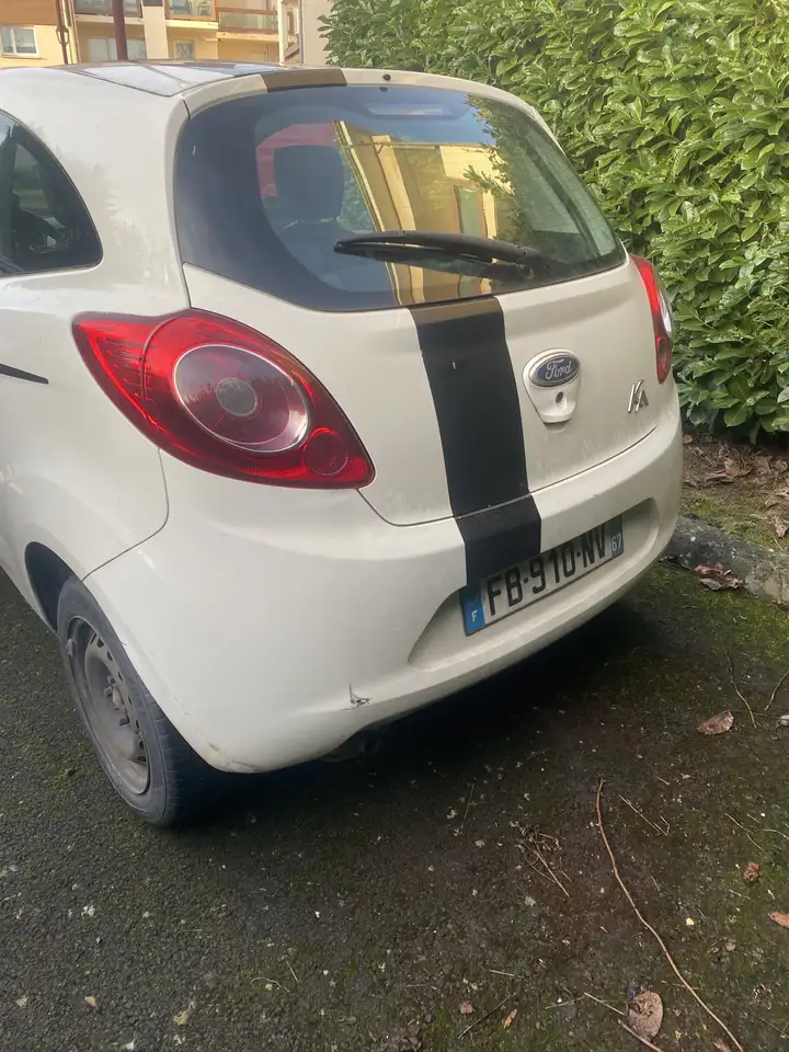 Ford Ka\u002FKa+ Ka 1.2 69 Titanium