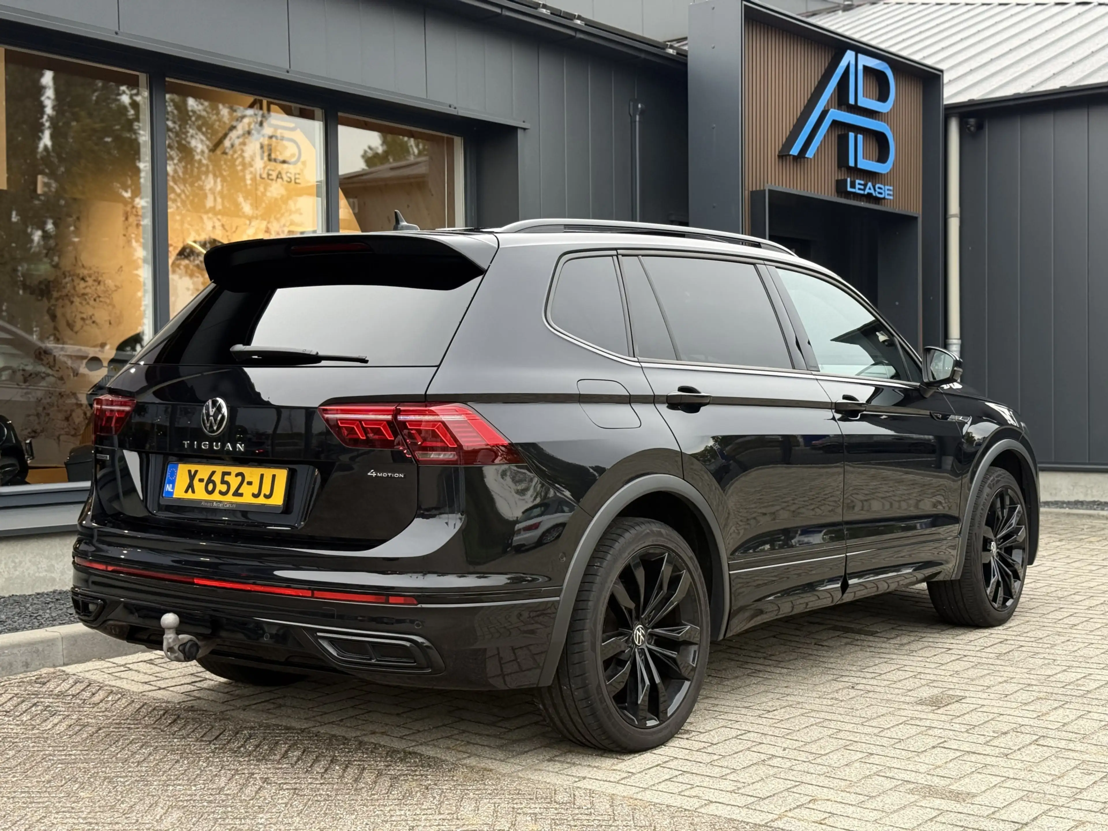 Volkswagen Tiguan Allspace 2.0 TSI 4Motion Highline Business R 7p. BTW Pano A — photo 4