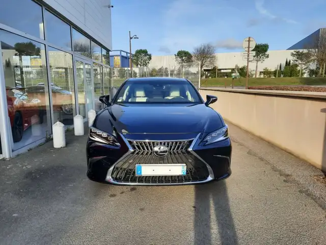Lexus ES 300 300H Hybride
