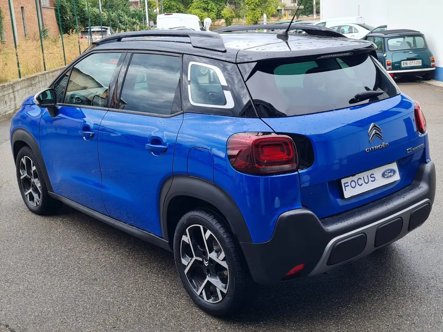 Citroen C3 Aircross C3 Aircross 1.5 bluehdi Shine Autocarro Blu/Azzurro - 2