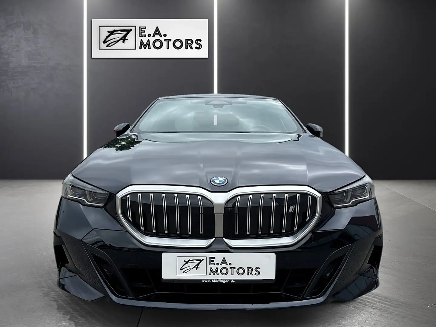BMW i5 eDrive40 81,2kWh M-Sport  /Driv. Professional /... Negro - 2