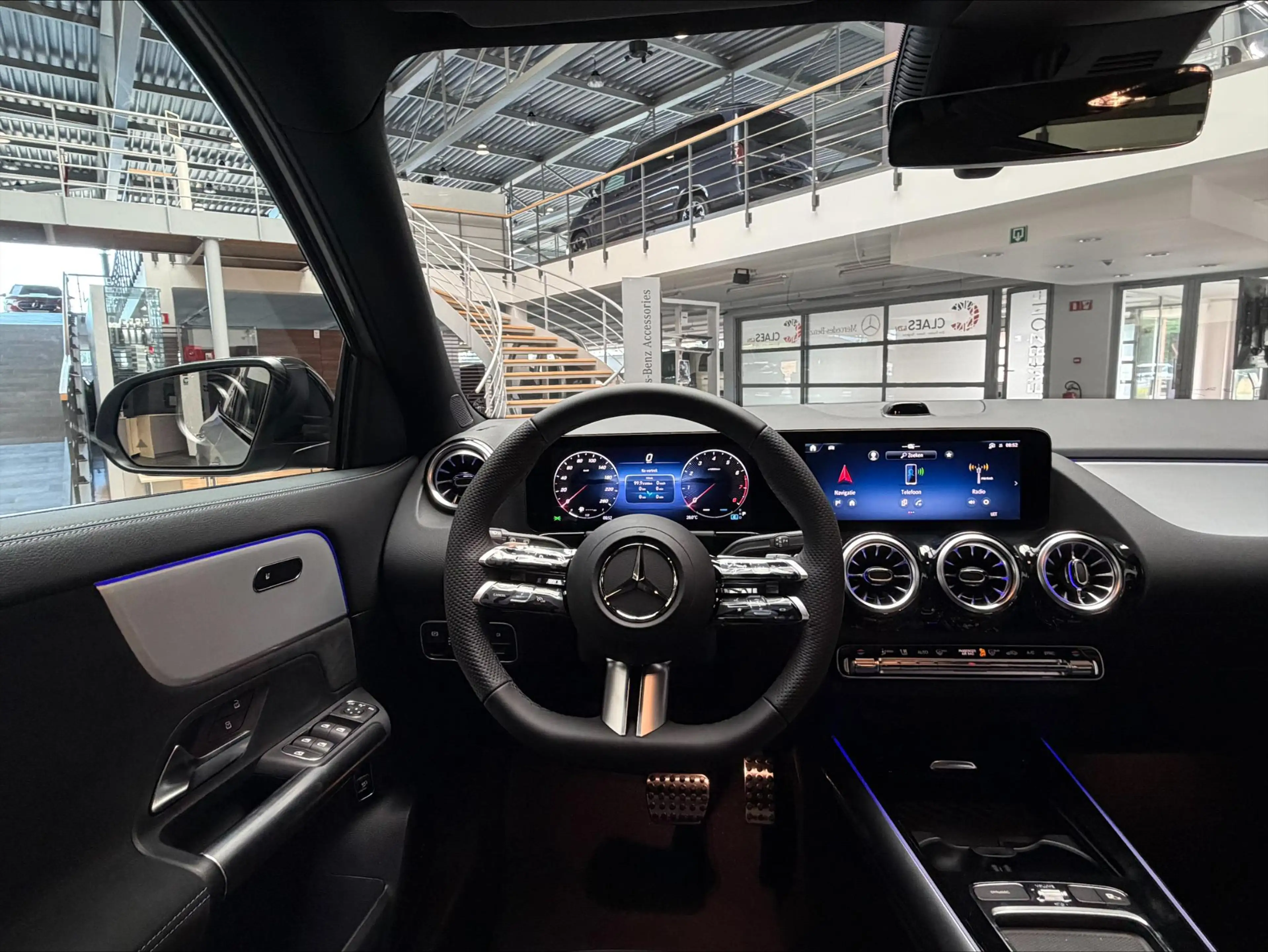 Mercedes-Benz GLA 180 GLA 140 Years Edition Nieuwe wagen DOS 9061 — photo 7