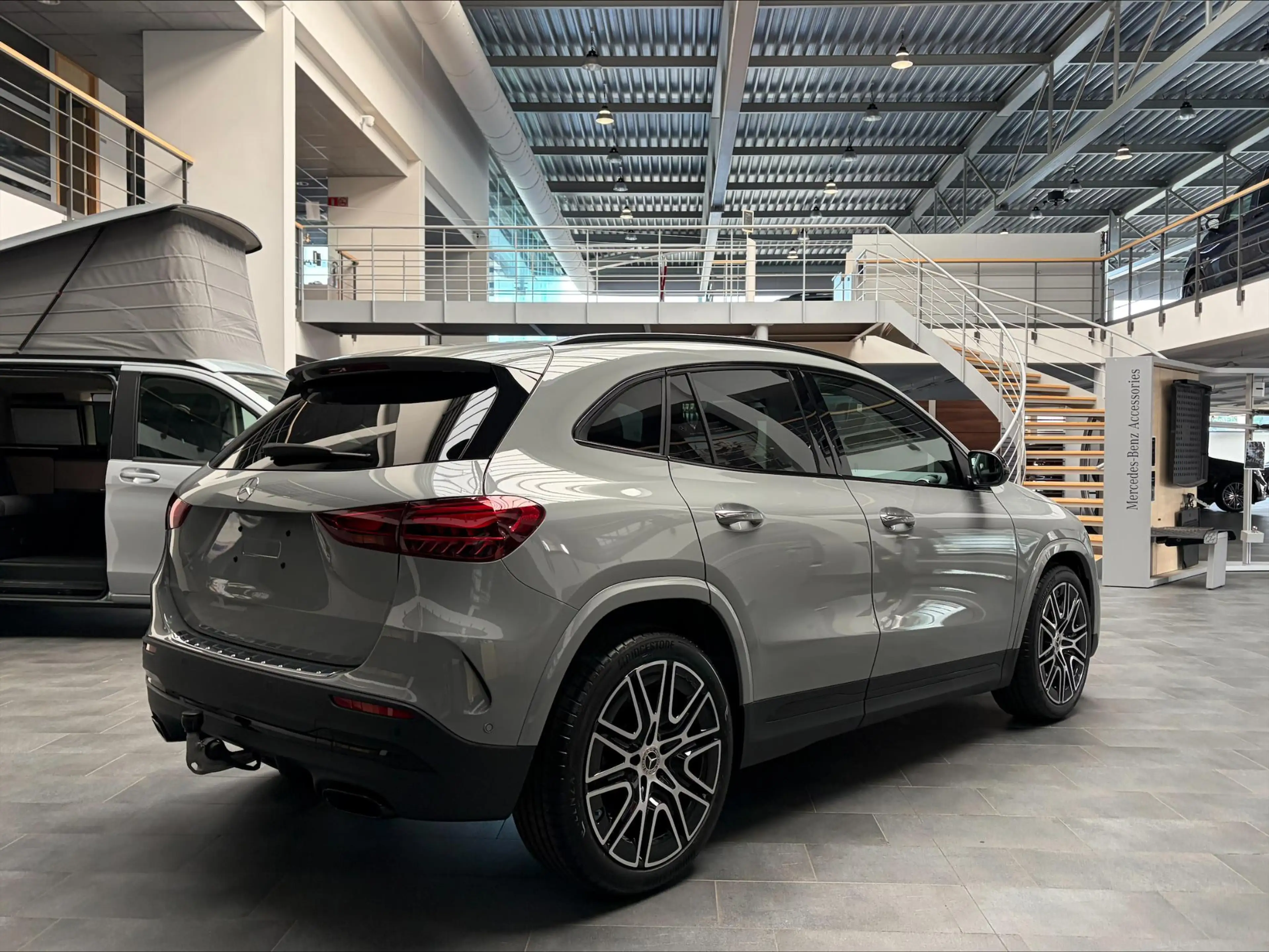 Mercedes-Benz GLA 180 GLA 140 Years Edition Nieuwe wagen DOS 9061 — photo 3