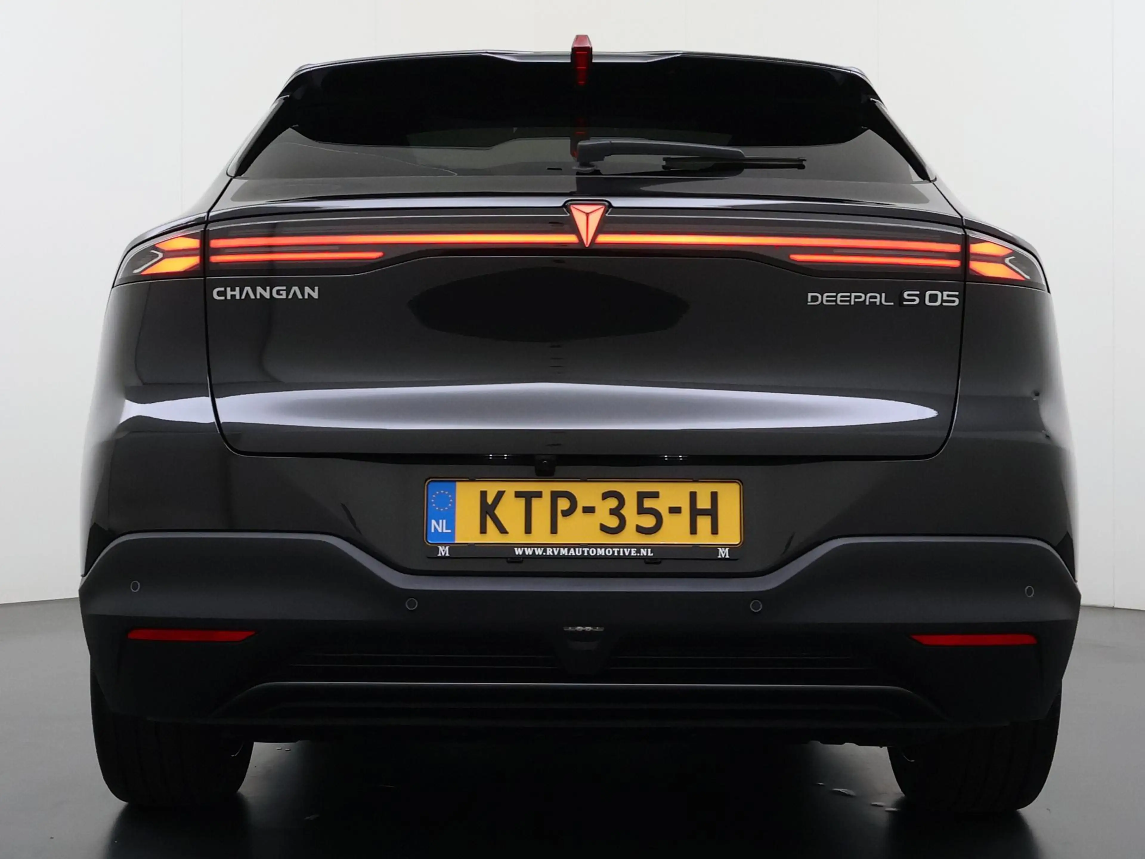 Changan Deepal S05 MAX 200KW | NIEUWSTAAT | PANORAMADAK | 20" LMV | 3 — photo 7