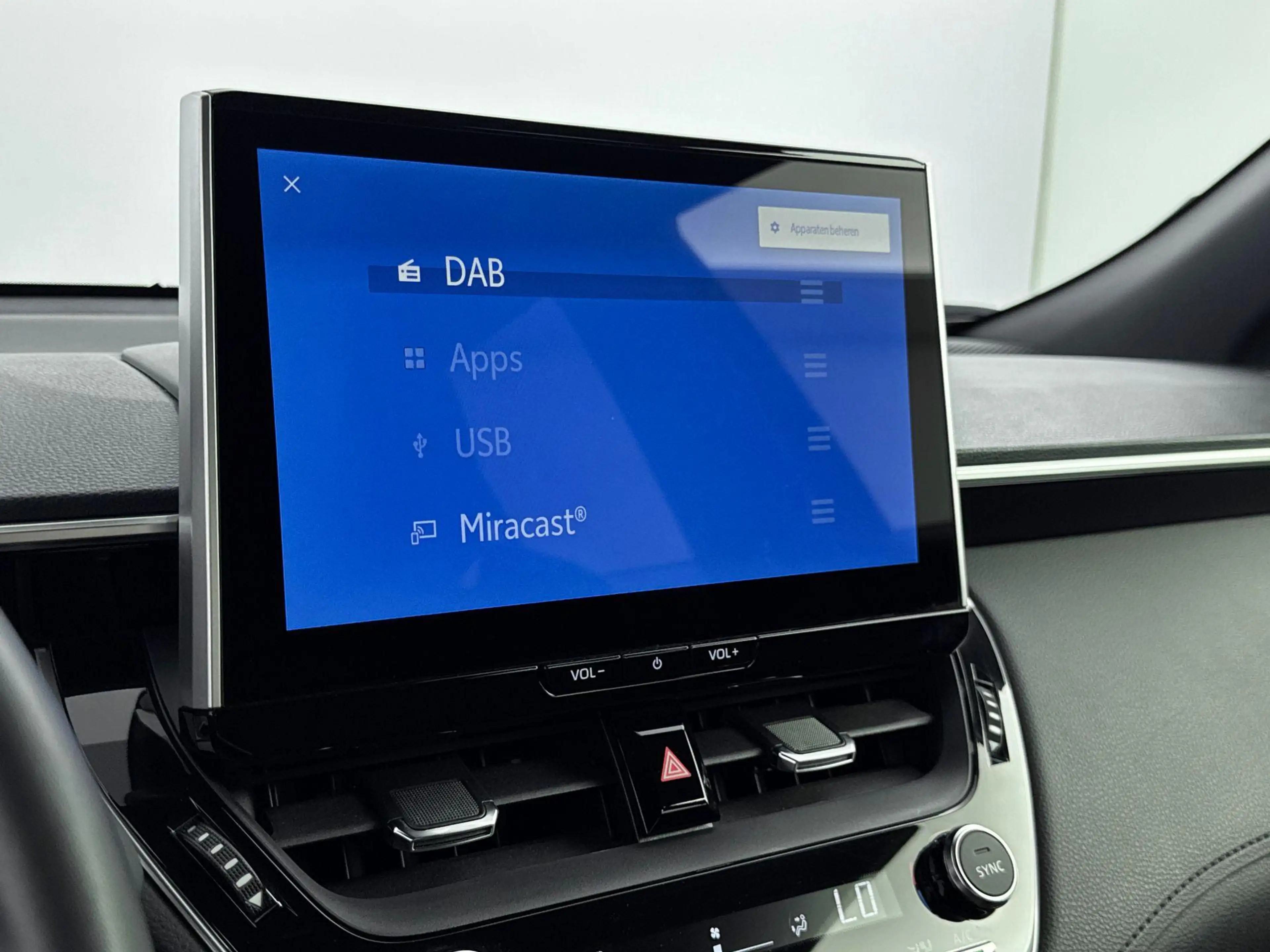 Toyota Corolla Cross Hybrid 140 Active | All Season | Dodehoek | Apple — photo 14