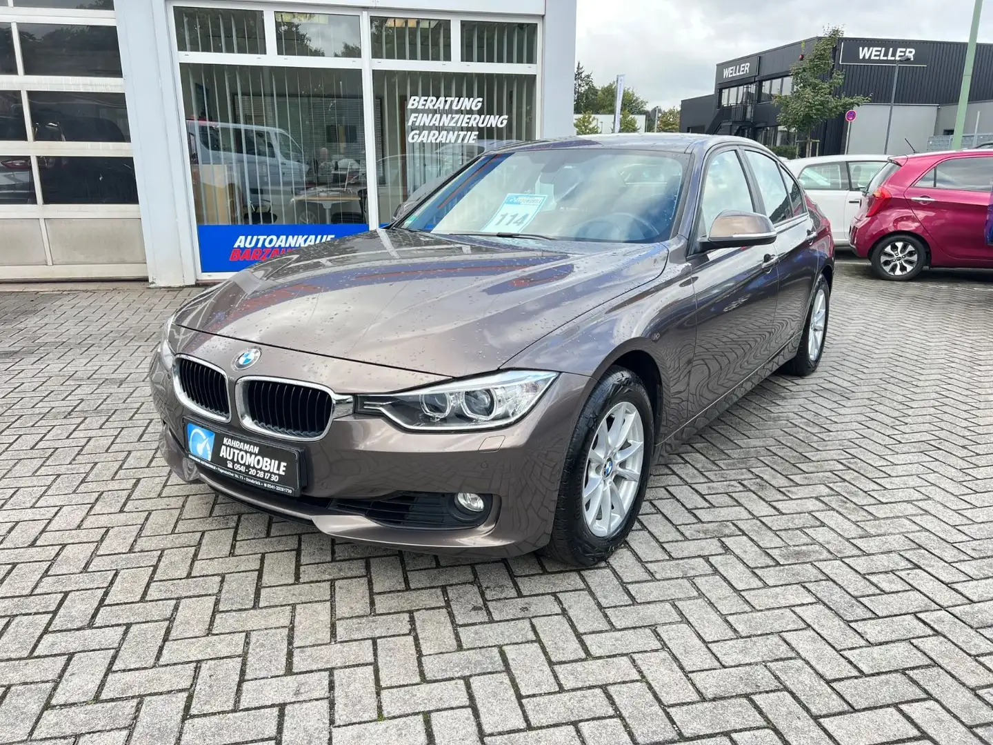 BMW 320 Baureihe 3 Lim. 320 i Braun - 2