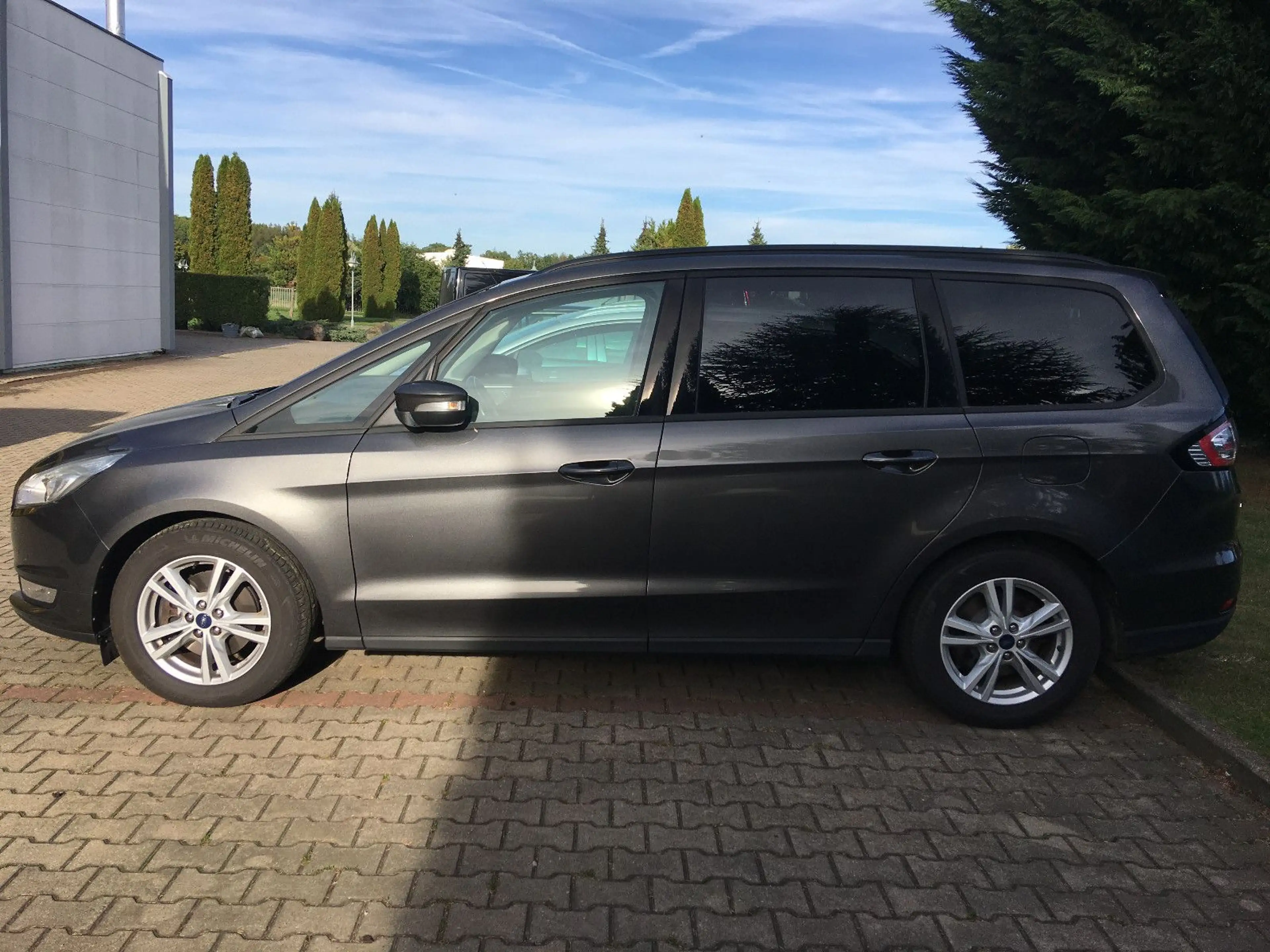 Ford Galaxy Business Edit Navi/Winterpaket/Scheckheft — photo 2