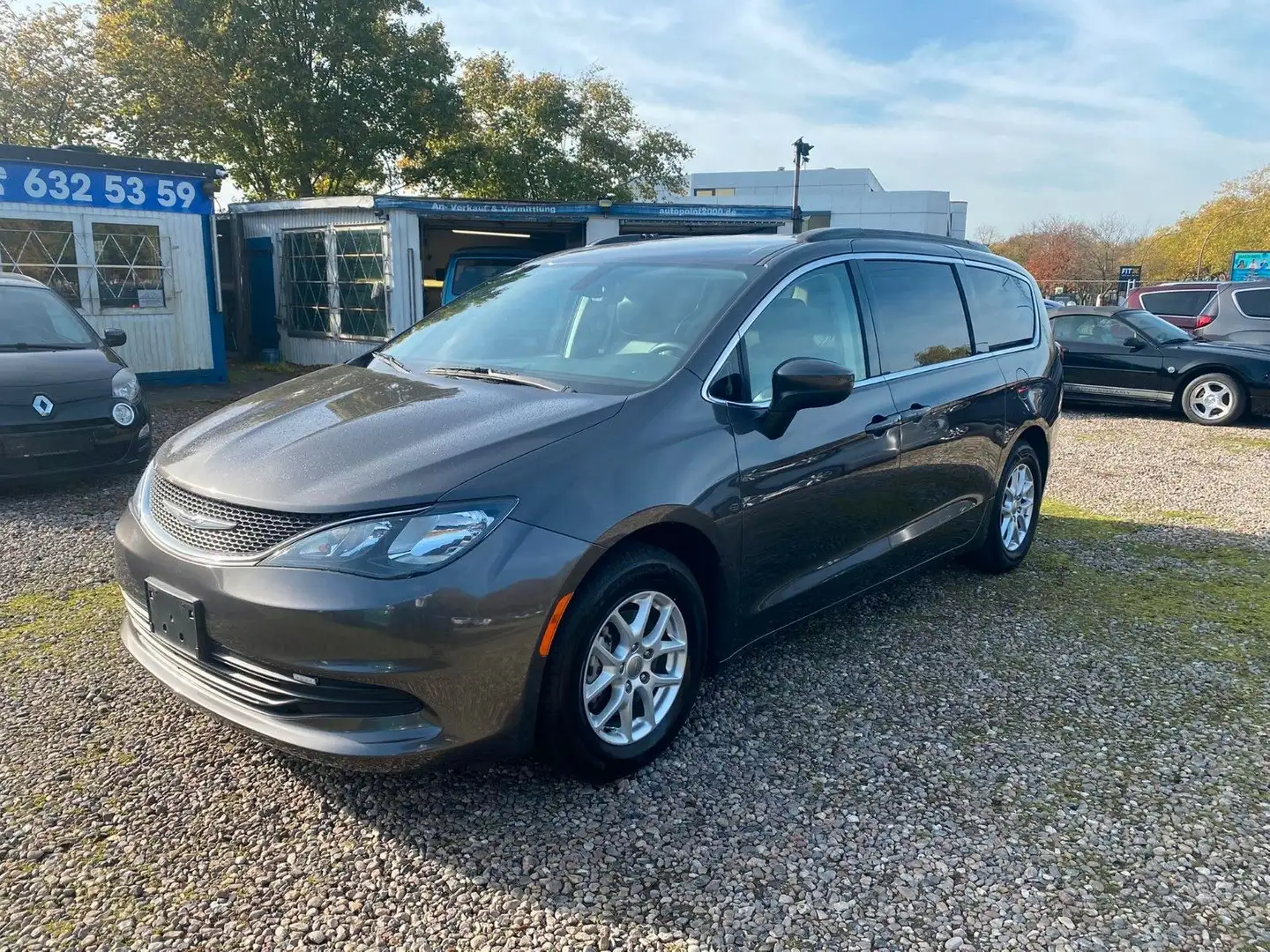 Chrysler Voyager LXI   3,6  wie Pacifica 2020 UNFALLFREI Szary - 1