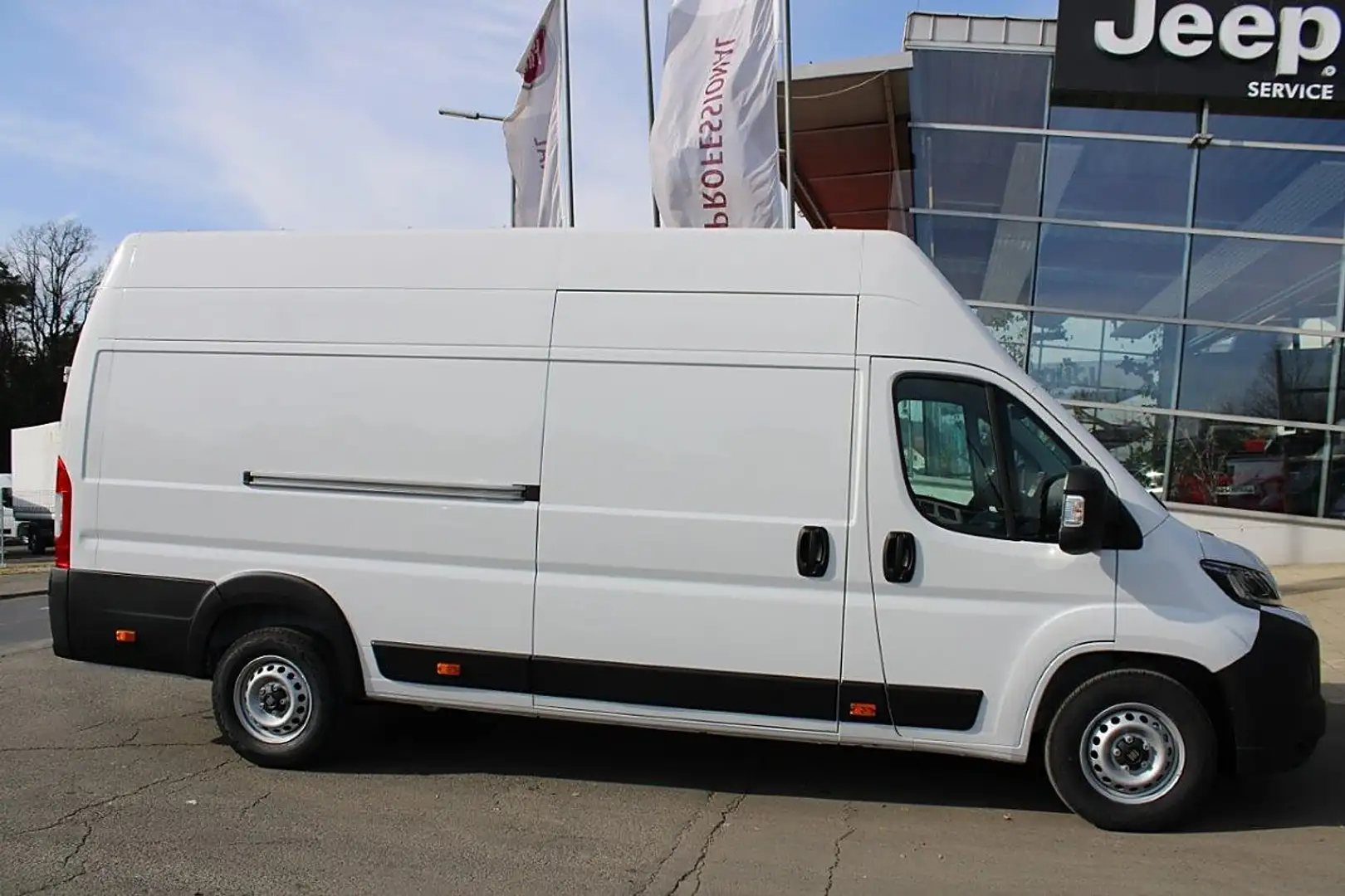 Fiat Ducato Ducato Maxi L4H3 180 Automatik ACC Park vorne h... Weiß - 1