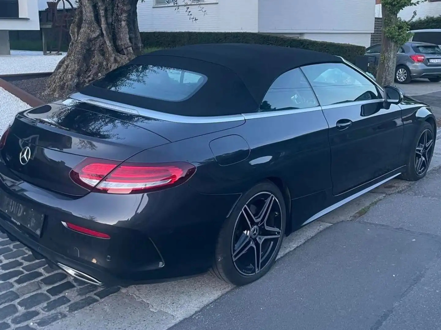 Mercedes-Benz C 200 C 200 Cabrio 9G-TRONIC AMG Line Grijs - 1