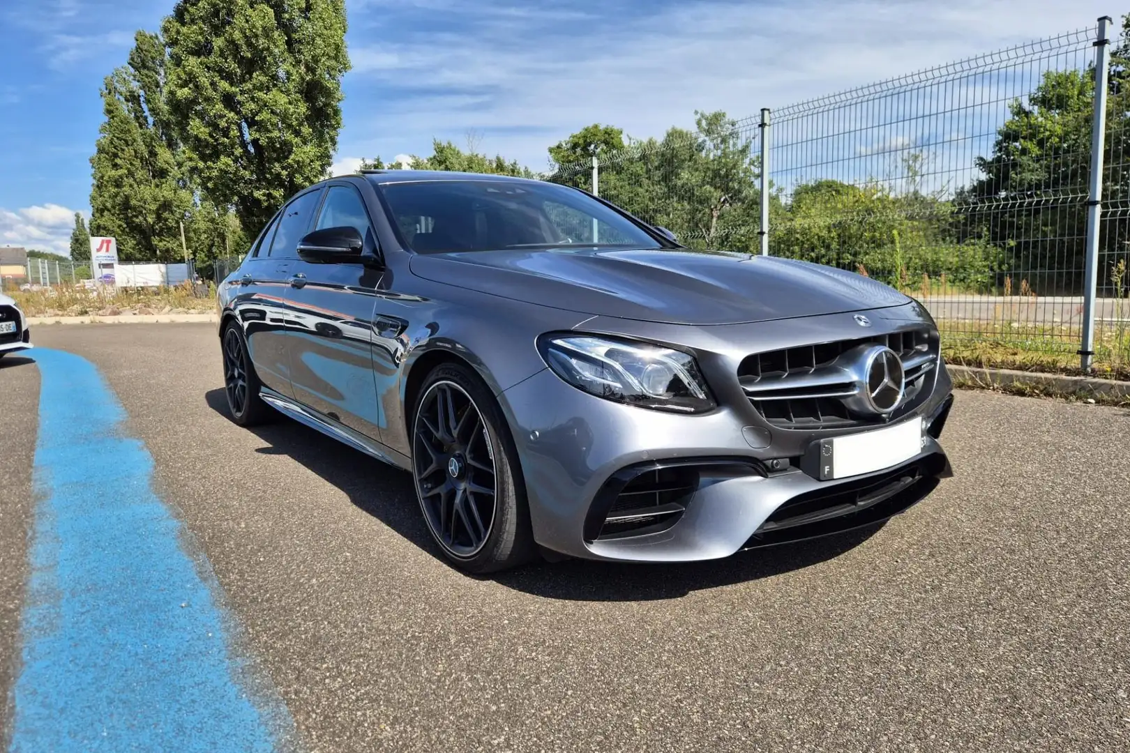 Mercedes-Benz CL E 63 S  AMG 4-Matic + - BVA 9G-Tronic BERLINE - Fr Gris - 2