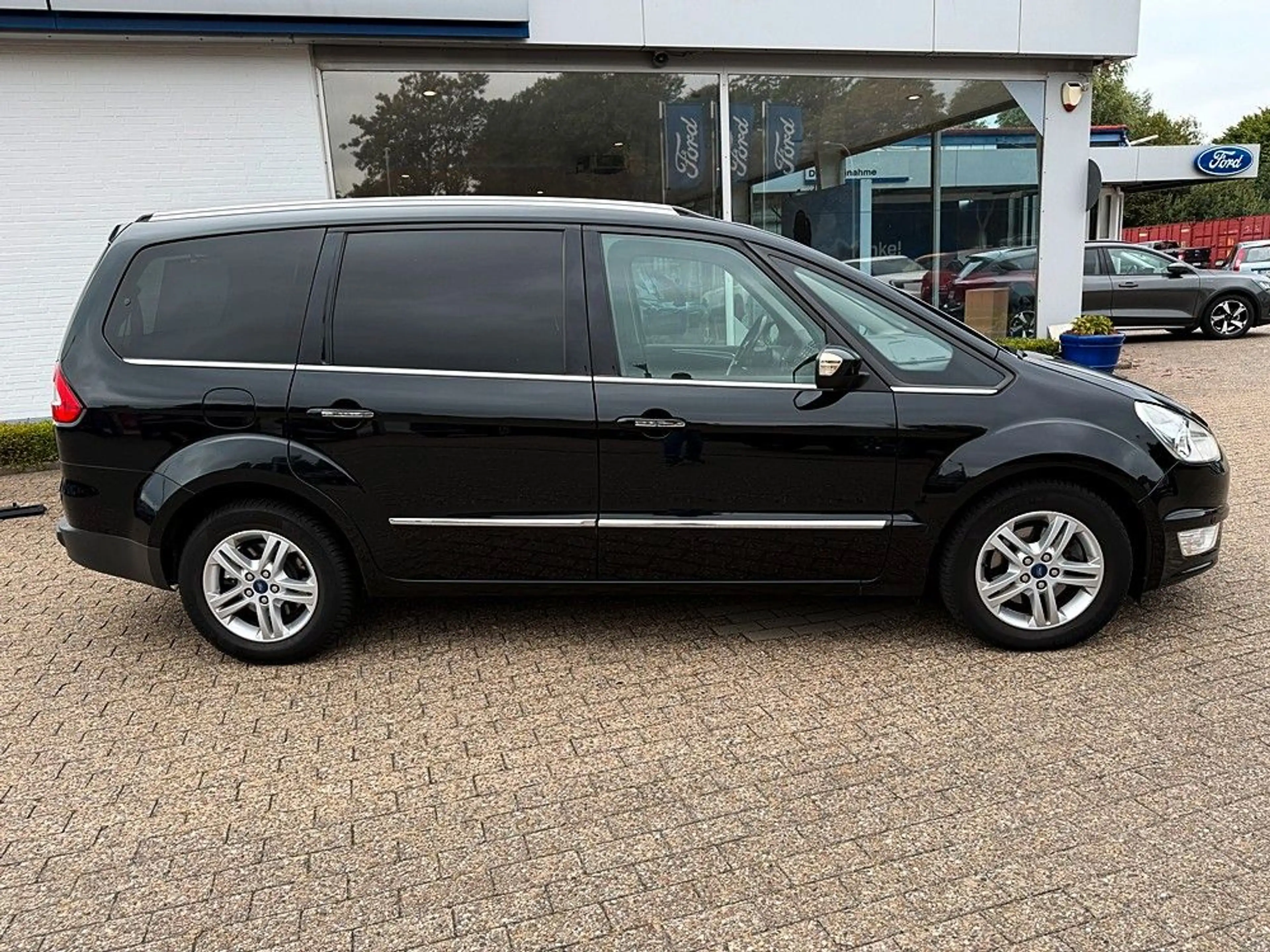 Ford Galaxy Titanium TDCI 200PS 7-Sitze*Memory*Allwrr — photo 13
