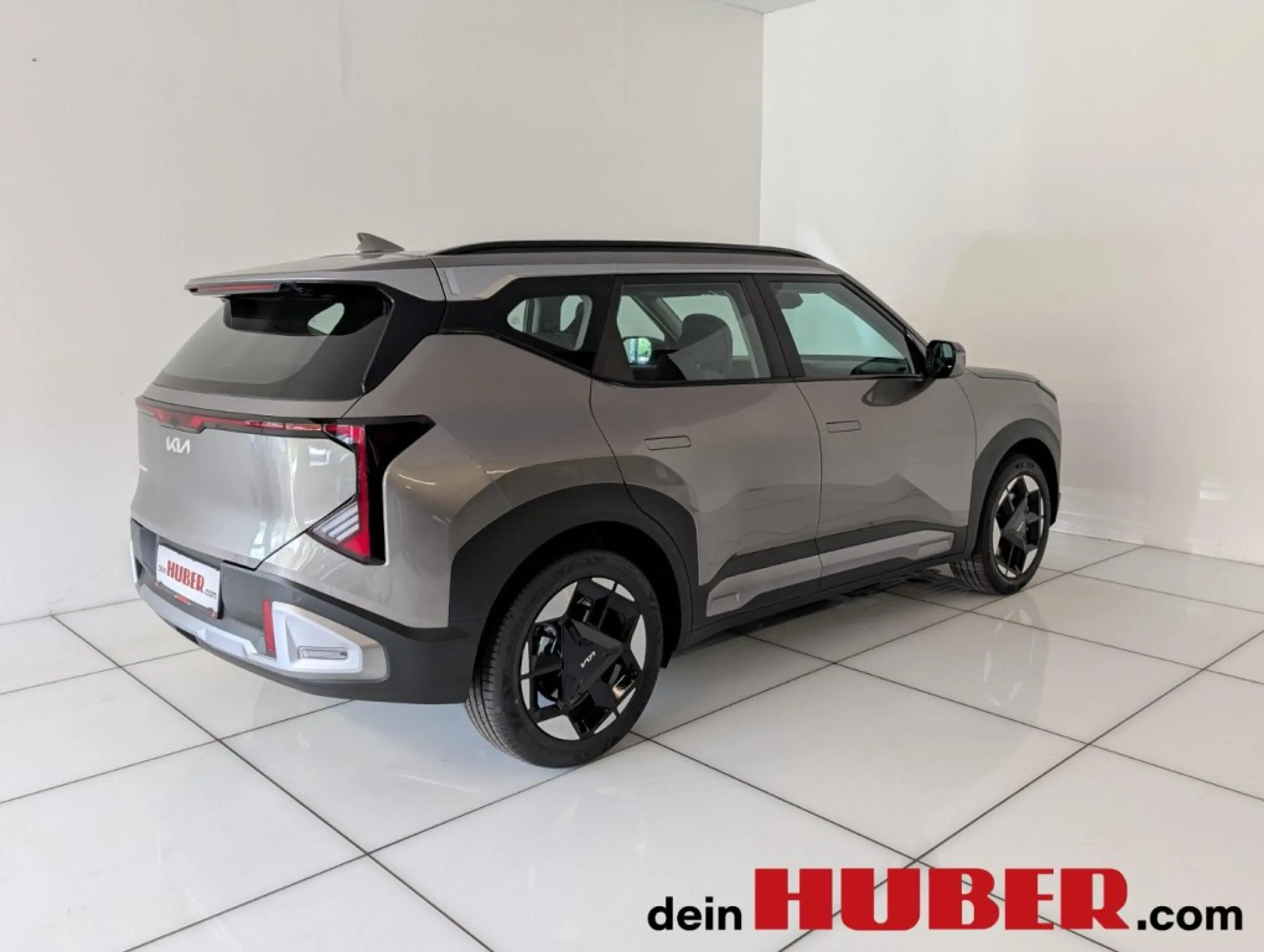 Kia Seltos SILBER 1.6 TGDI MT6/2WD 180 — photo 6