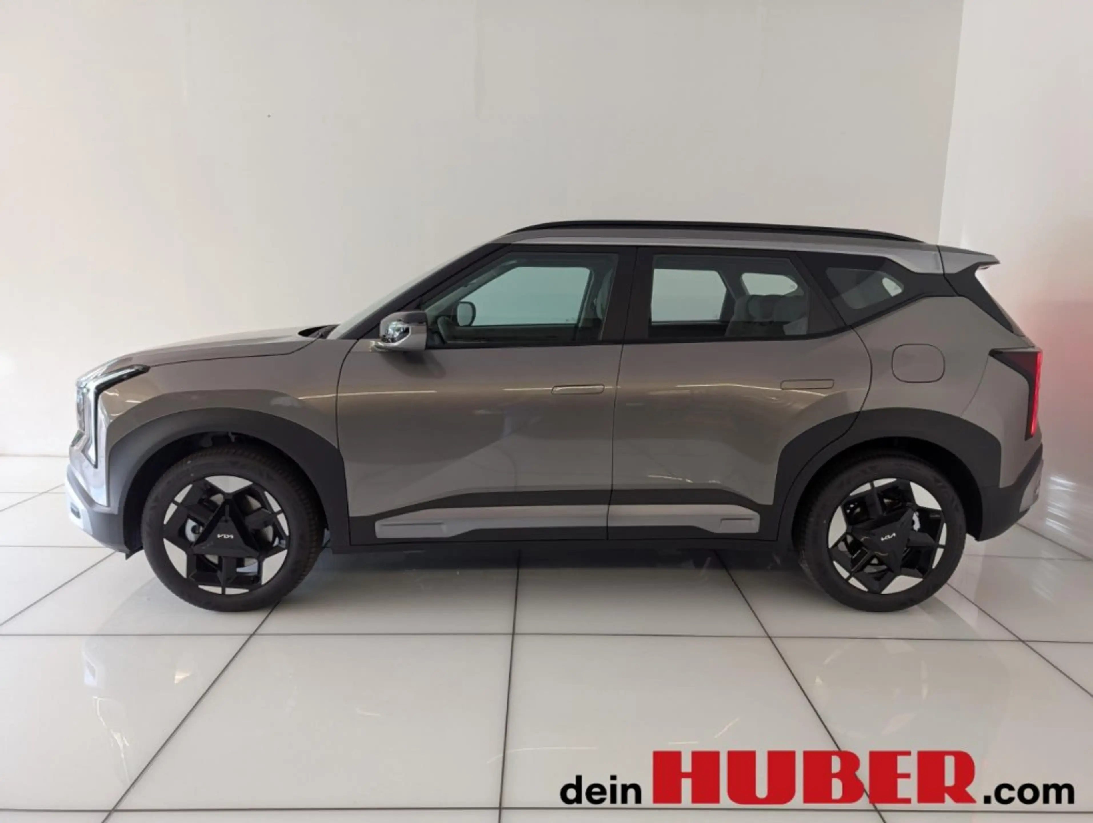 Kia Seltos SILBER 1.6 TGDI MT6/2WD 180 — photo 4