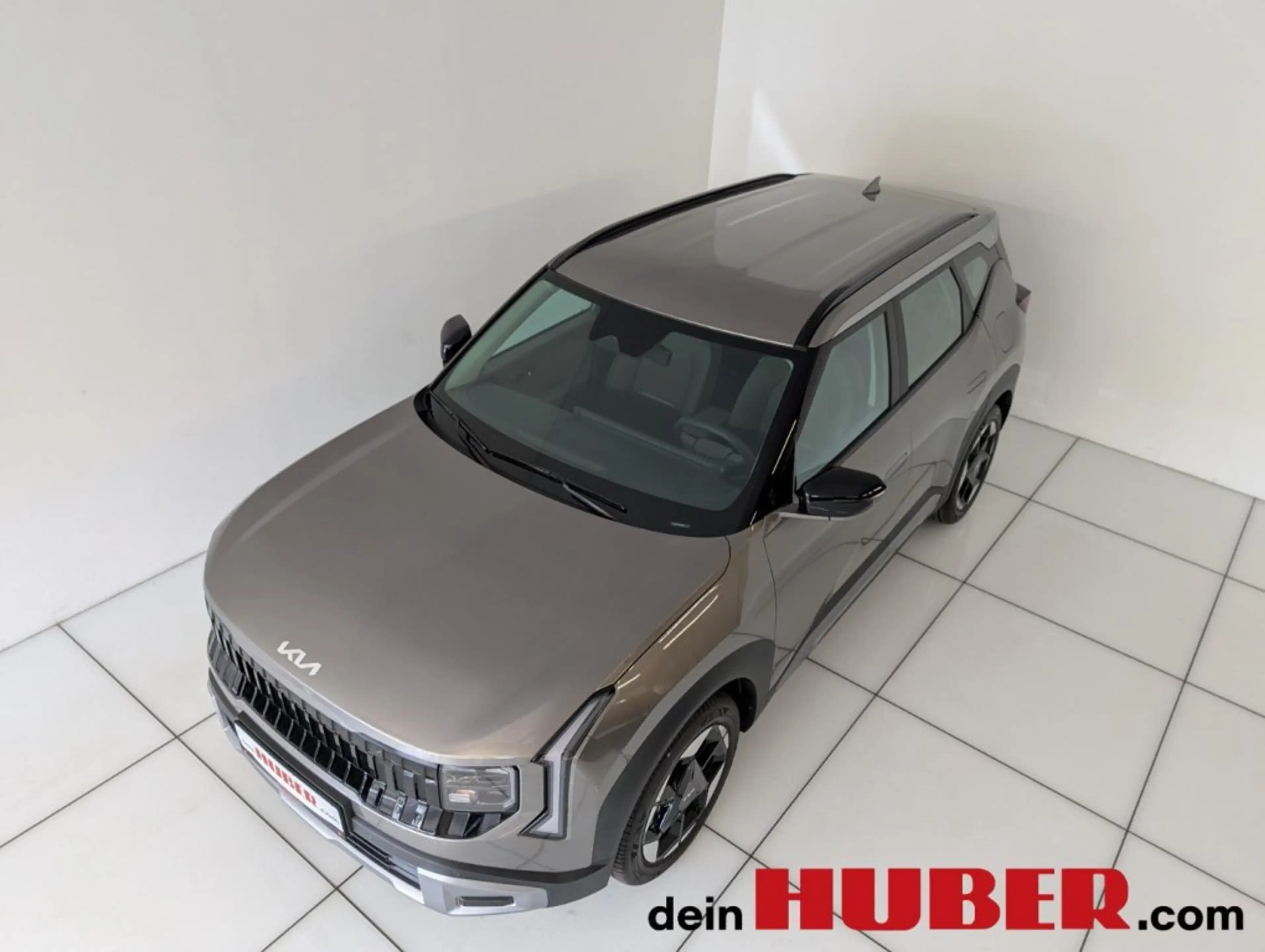 Kia Seltos SILBER 1.6 TGDI MT6/2WD 180 — photo 2