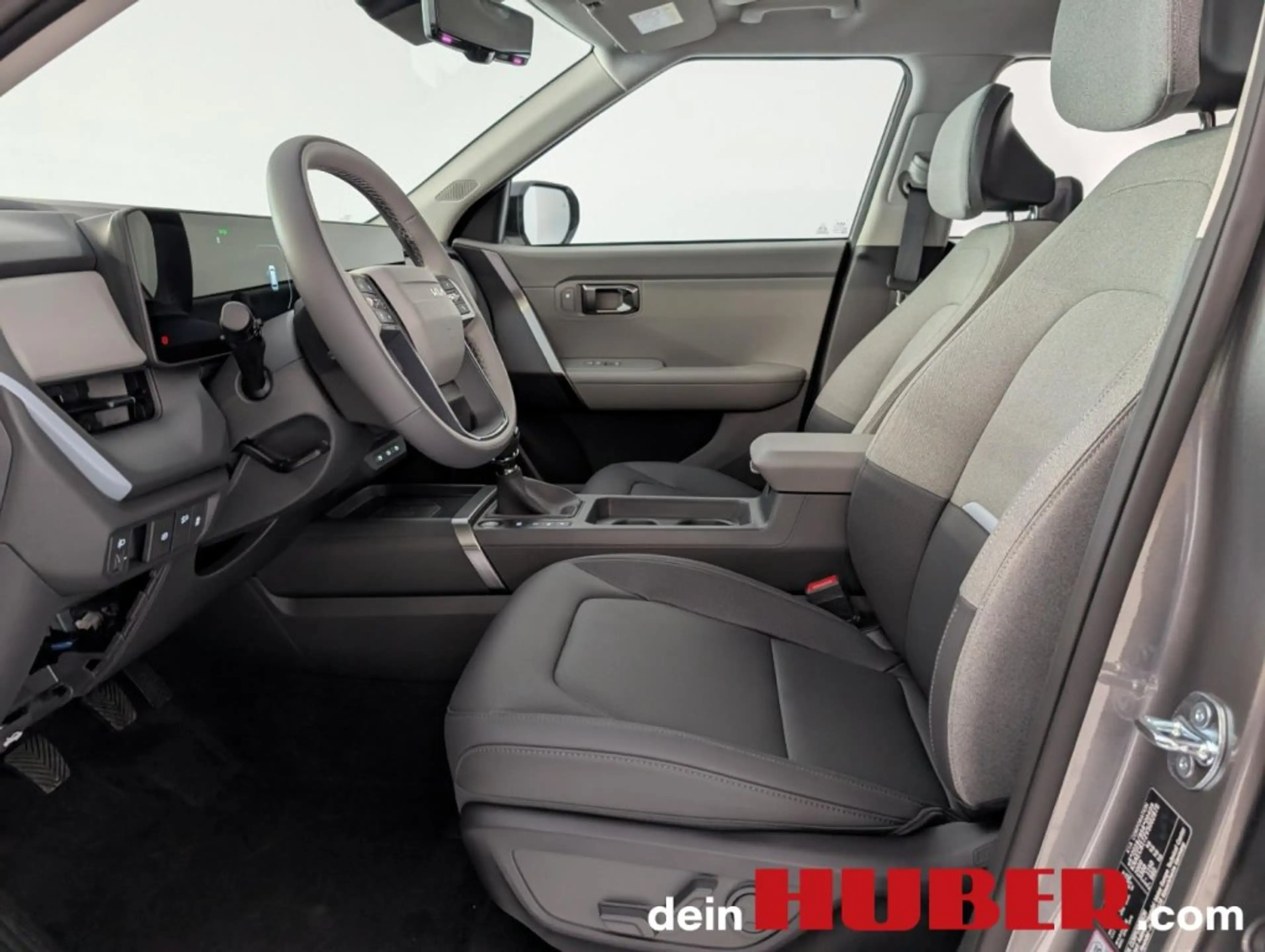 Kia Seltos SILBER 1.6 TGDI MT6/2WD 180 — photo 9