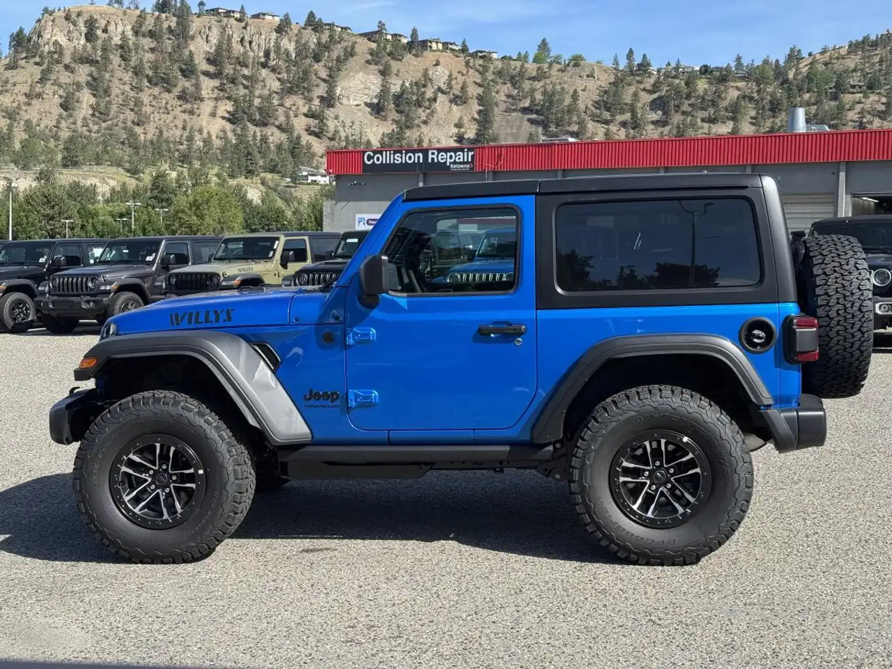 Jeep Wrangler снимка Jeep Wrangler