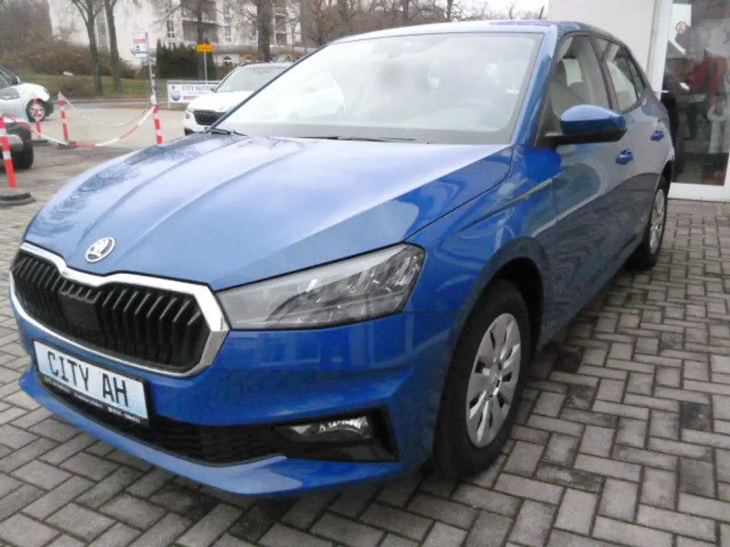 Skoda Fabia 1,0 Drive KLIMA PDC ZV+FB DAB APPLECAR-NAV Bleu - 1
