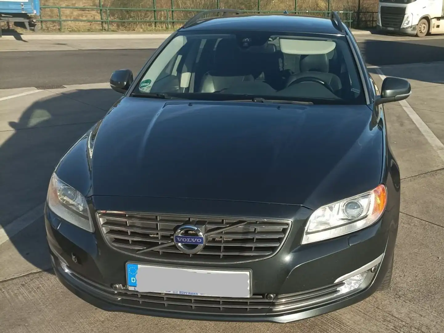Volvo V70 Mod2014*D4*Momentum*Unfallfrei*Aut*5Zyl*163PS*Dies Gris - 2