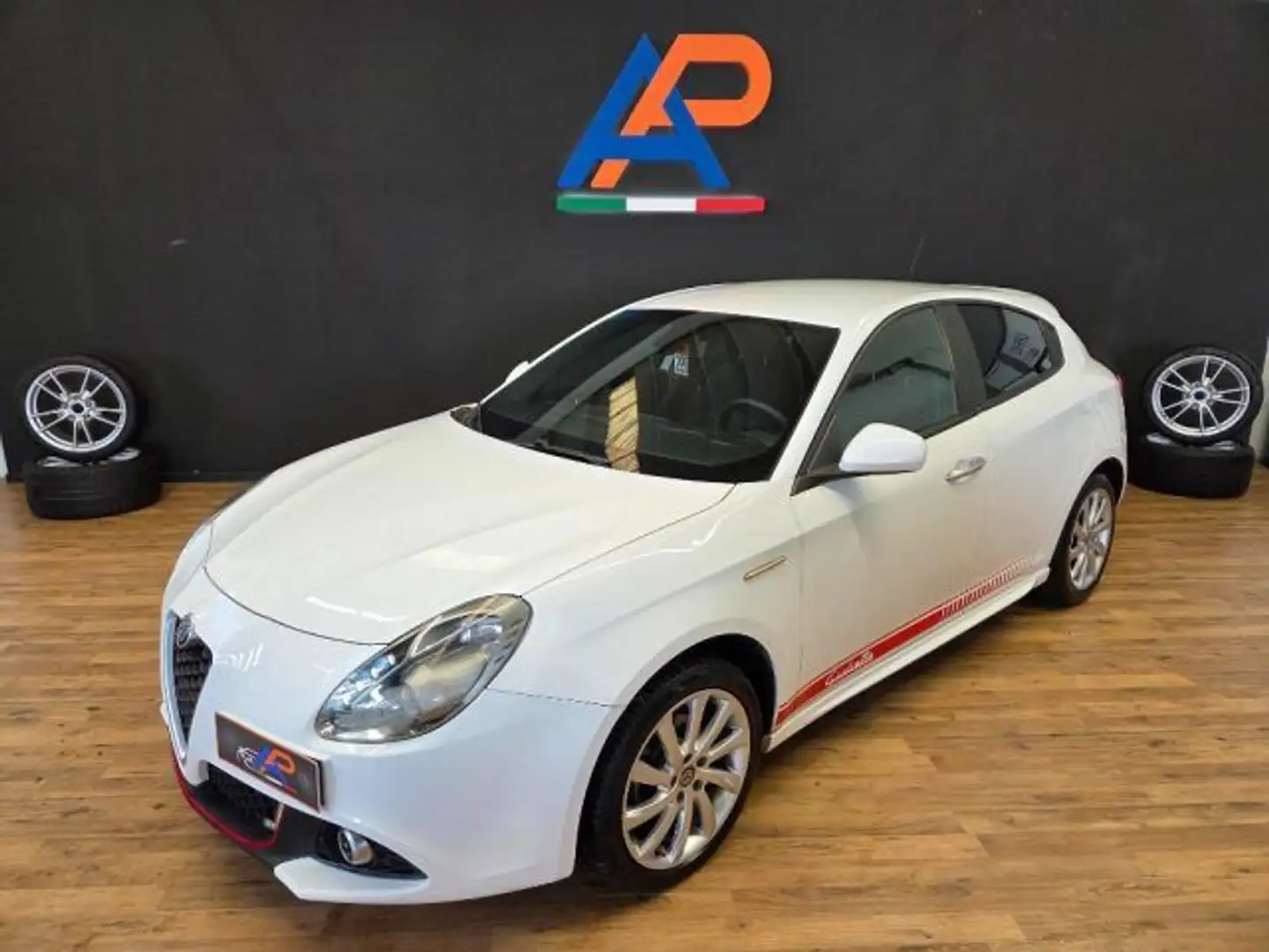 Alfa Romeo Giulietta 1.4 Turbo 120 CV GPL Super Blanc - 2