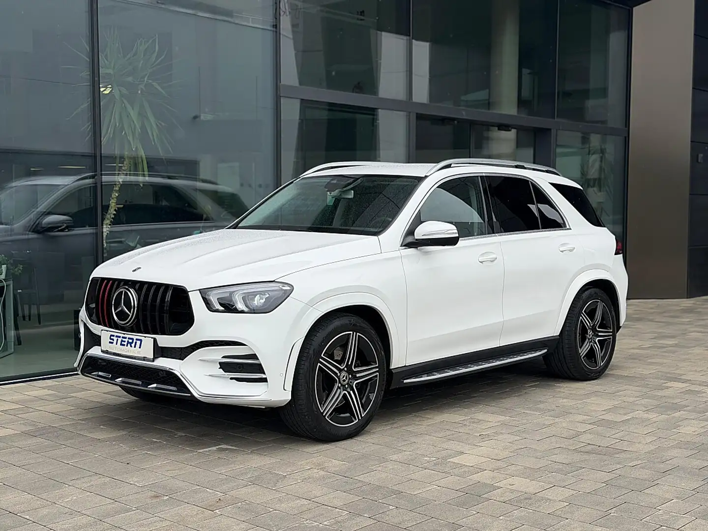 Mercedes-Benz GLE 300 d 4Matic Aut. *AMG-LINE* PANAMERICANA* 360* Weiß - 1