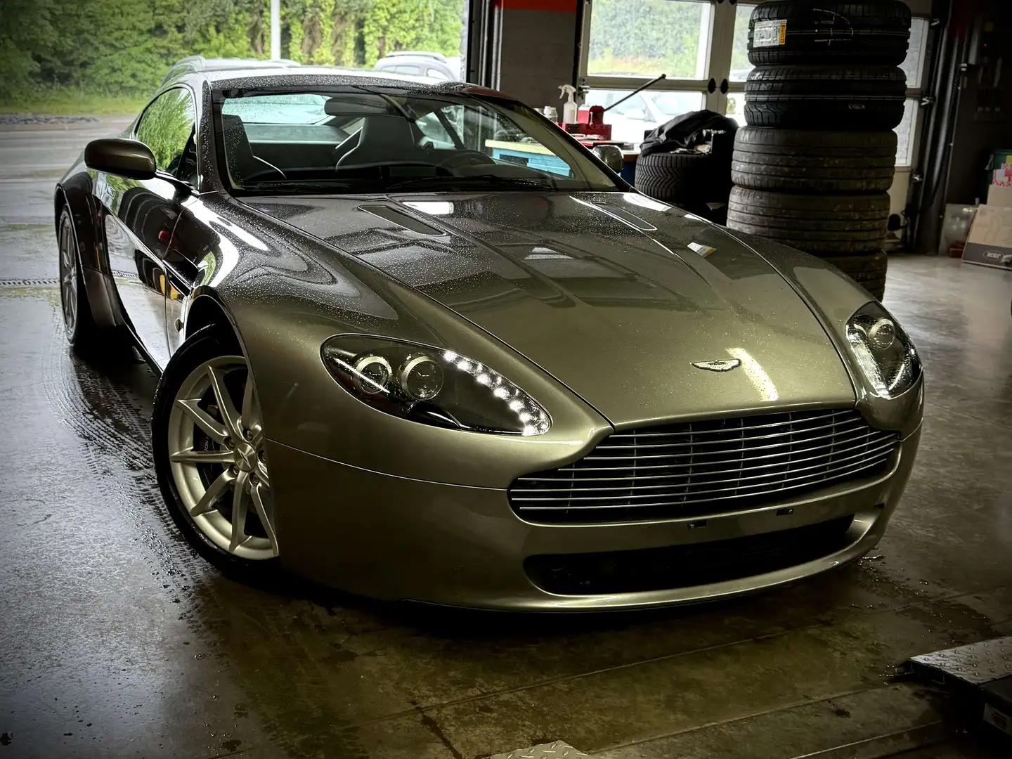 Aston Martin Vantage V8 4.3 Sportshift 49000 Km Full History Gri - 1