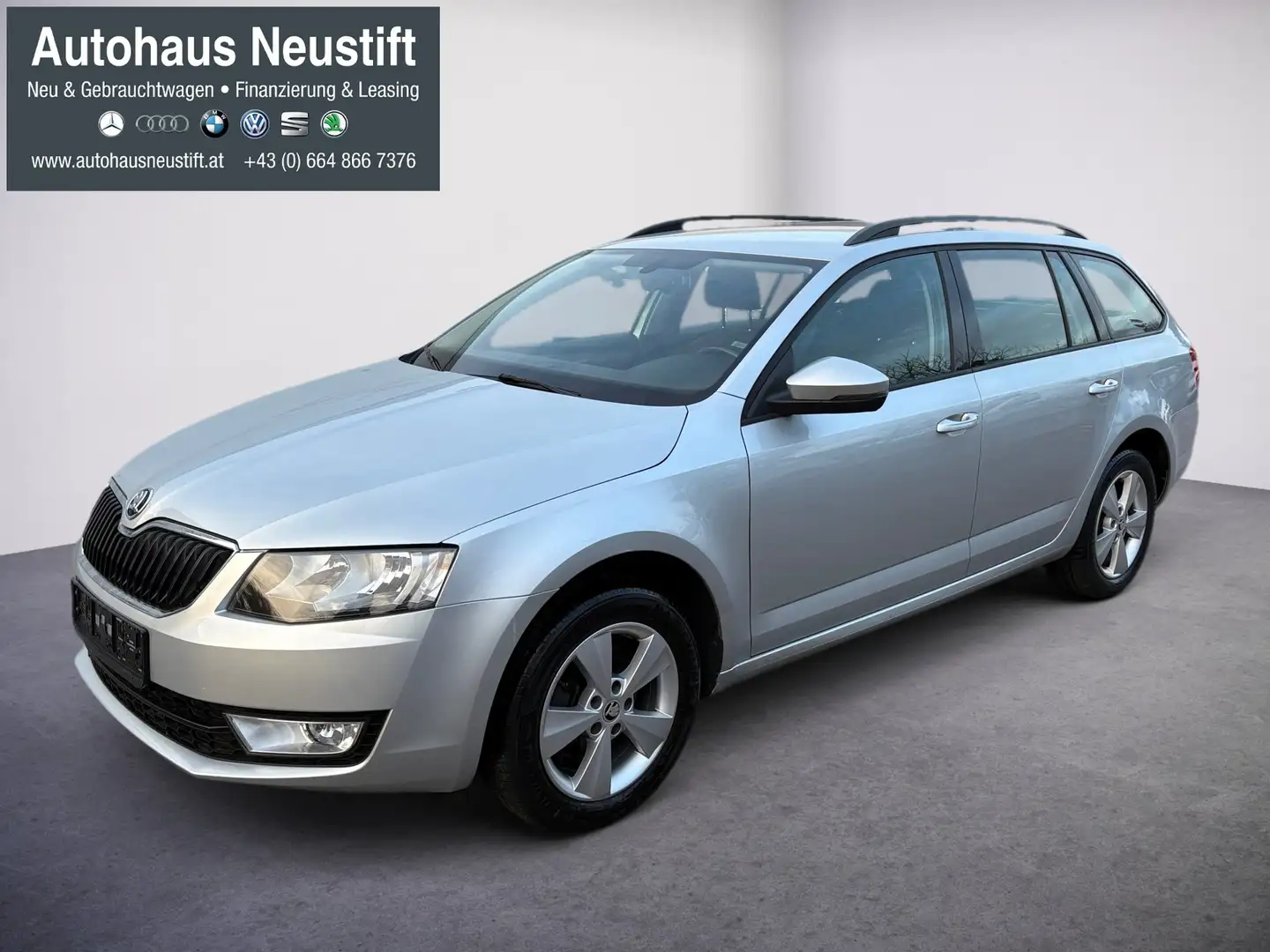 Skoda Octavia Combi 1,6 TDI Ambition 4x4 Silber - 1