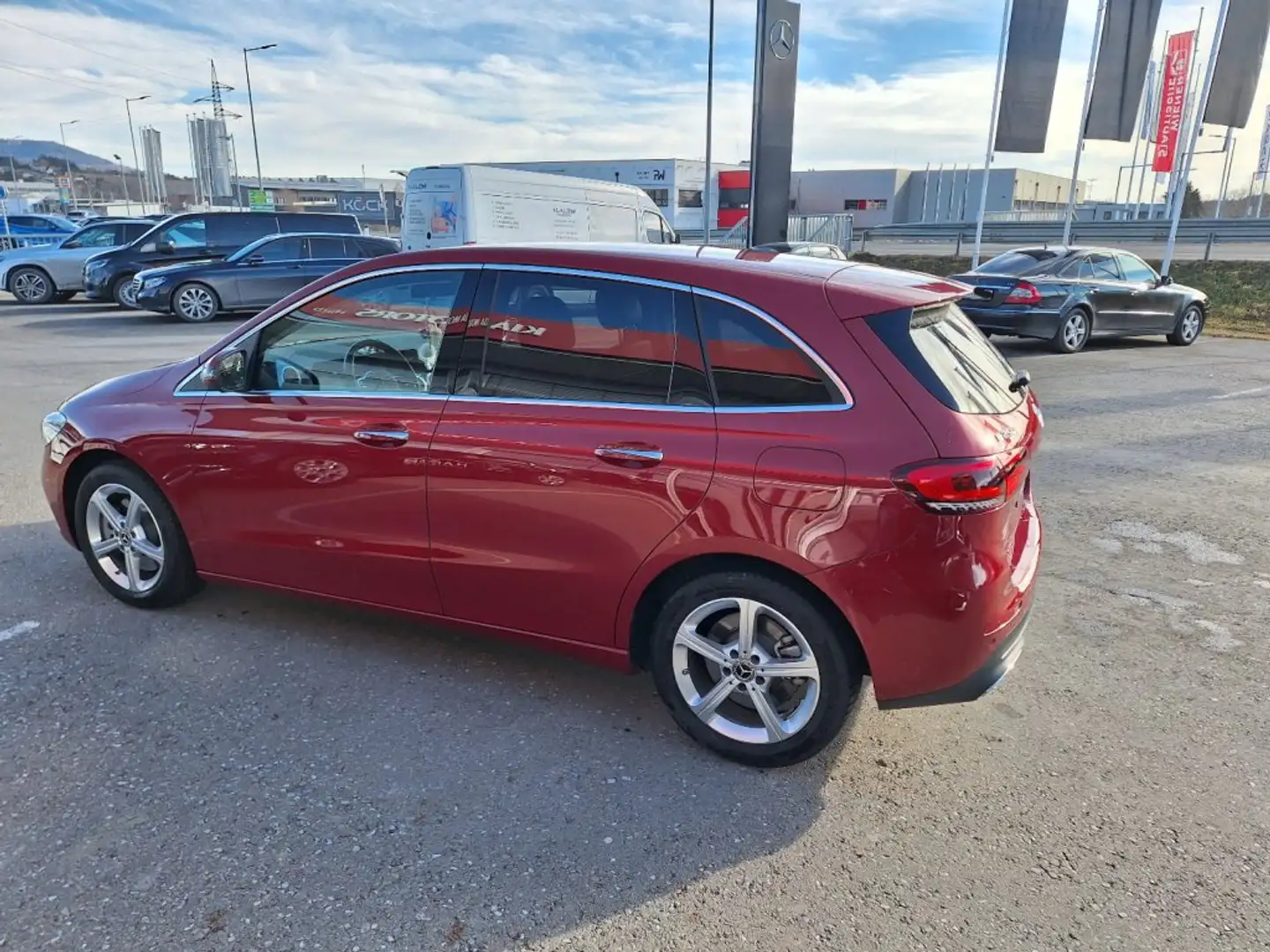 Mercedes-Benz B 250 e Piros - 2