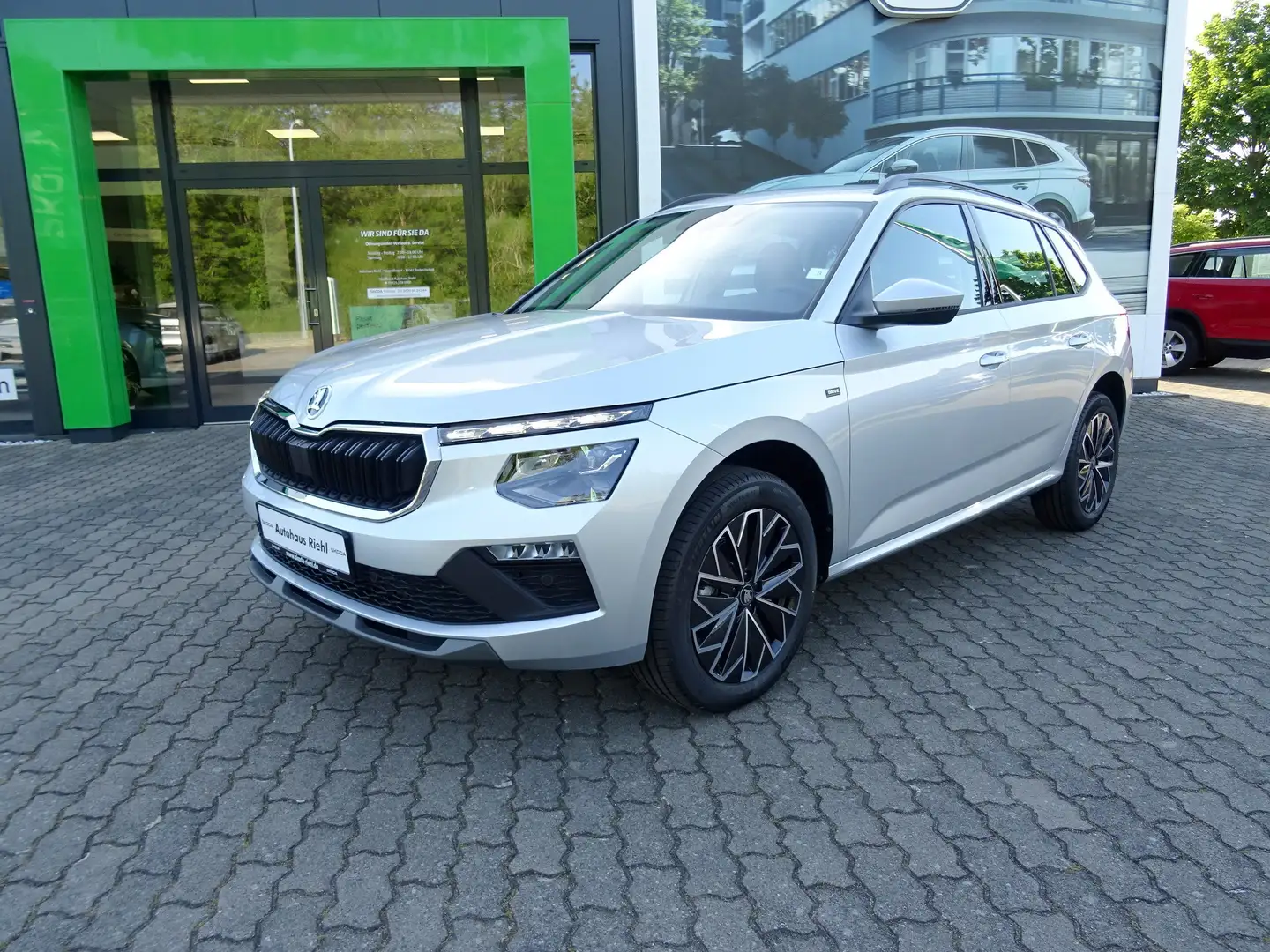 Skoda Kamiq Selection *DSG*Matrix-LED*PDC*beheiz.Frontscheibe* Grigio - 2