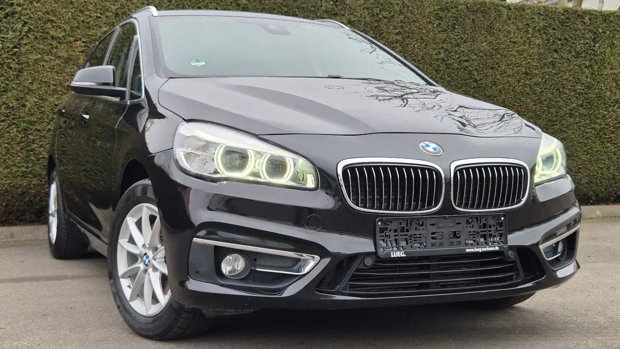 BMW 216