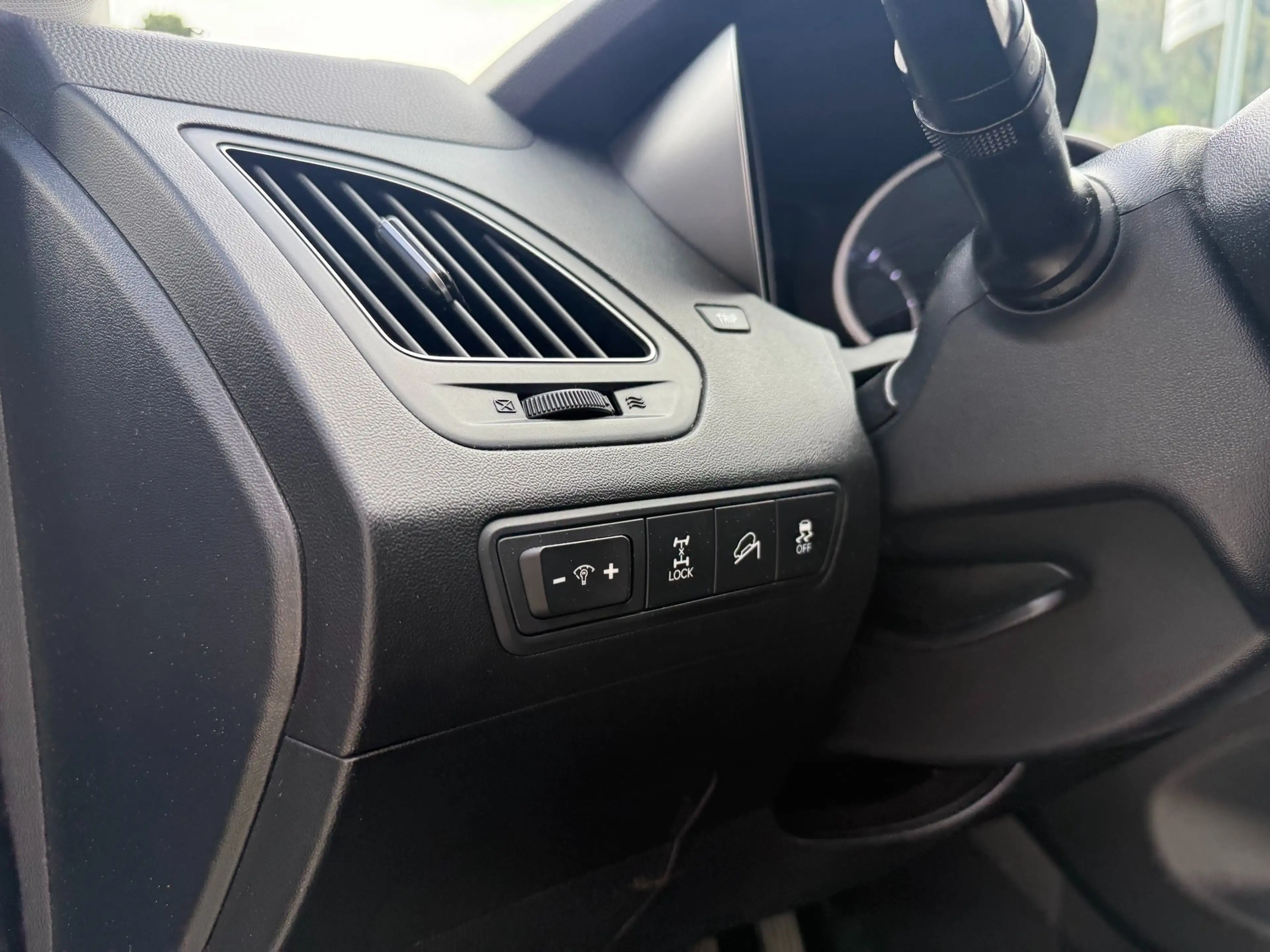 Hyundai iX35 2.0l Diesel 4x4 — photo 9