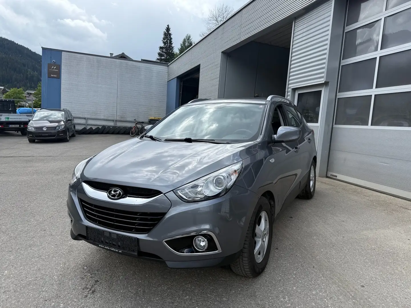 Hyundai iX35 2.0l Diesel 4x4 Grau - 2