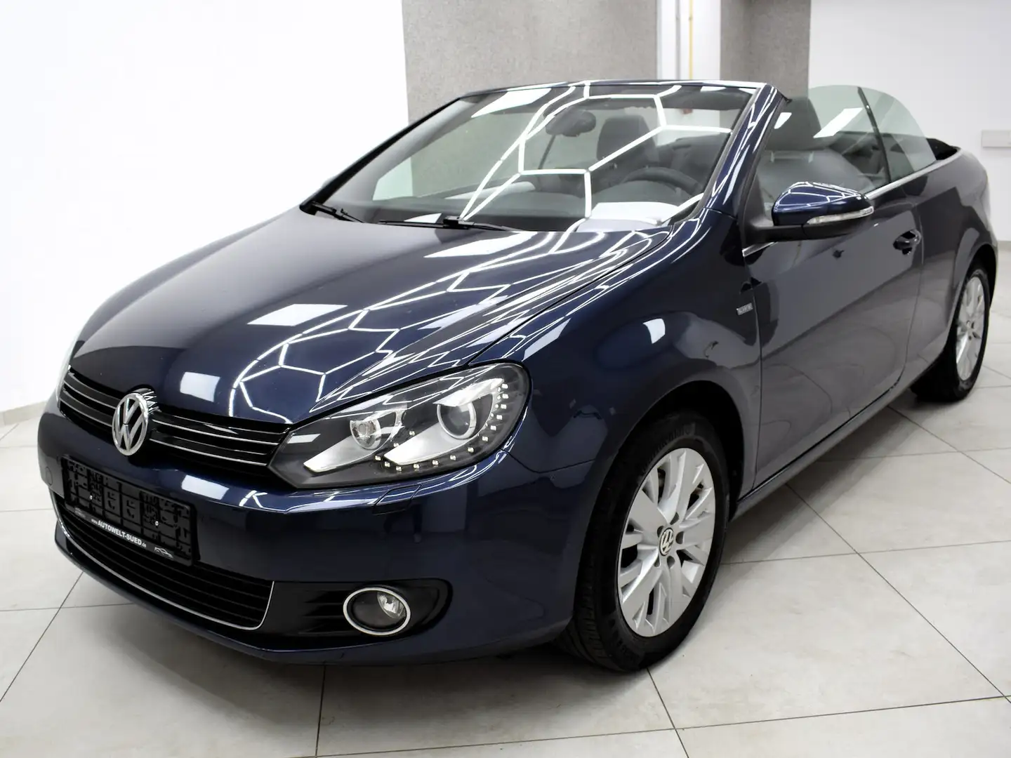Volkswagen Golf Cabriolet 2.0 TDI BMT Life Navi PDC SHZ Xen Bleu - 2