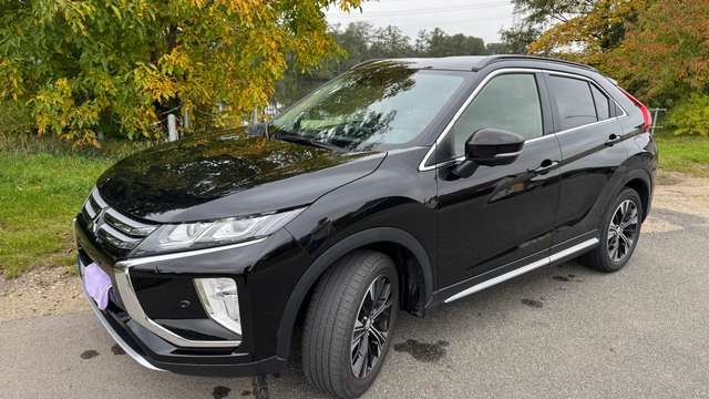 Imagine Mitsubishi Eclipse Cross Eclipse Cross 1.5 T-MIVEC ClearTec CVT 4WD Plus
