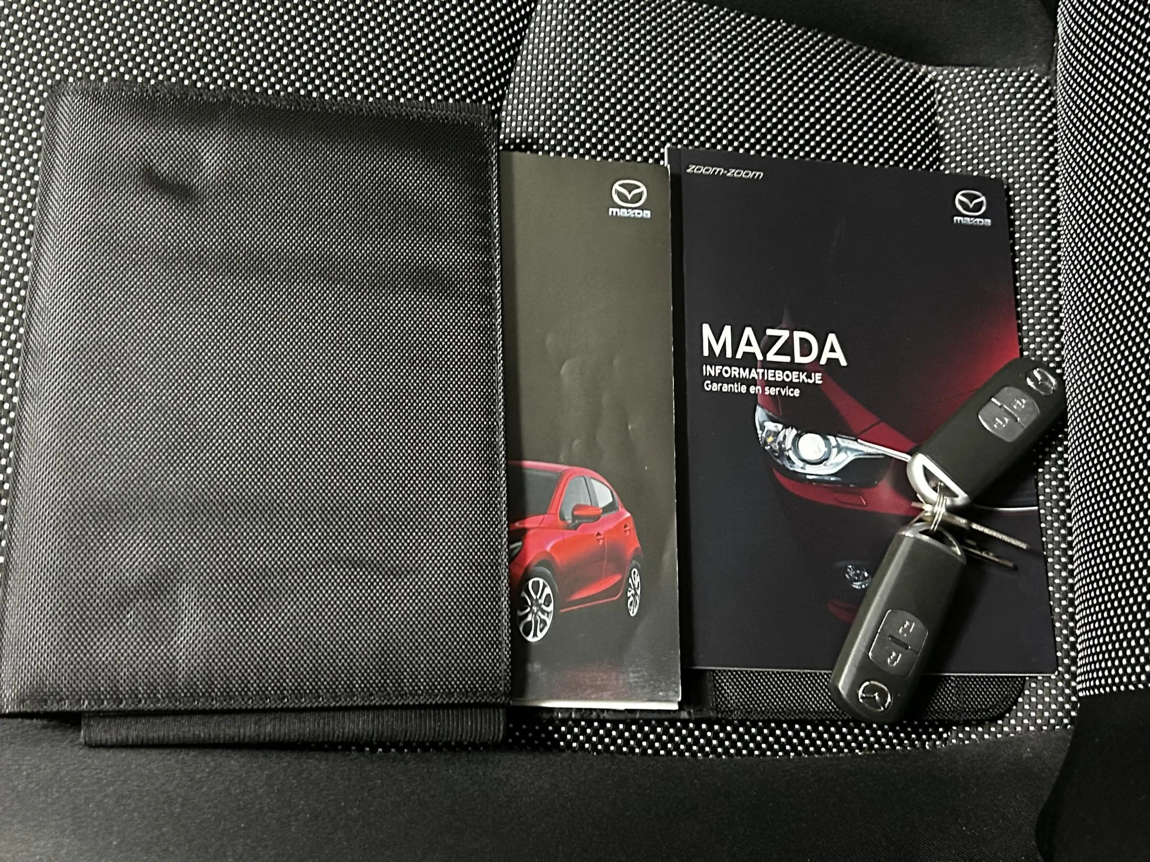 Mazda 2 1.5 Skyactiv-G GT-M NAVIGATIE | TREKHAAK | ACHTERU — photo 14