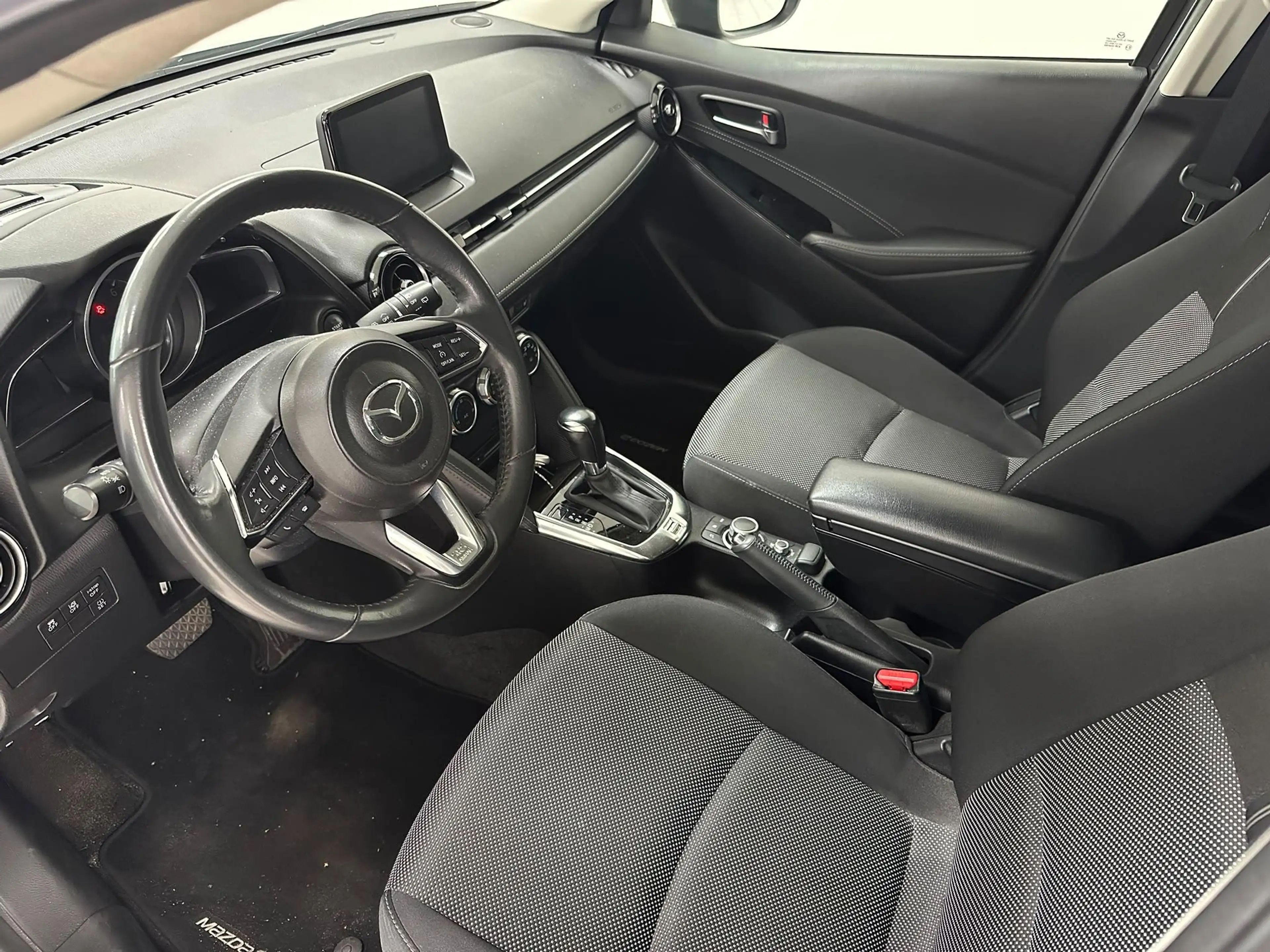 Mazda 2 1.5 Skyactiv-G GT-M NAVIGATIE | TREKHAAK | ACHTERU — photo 7