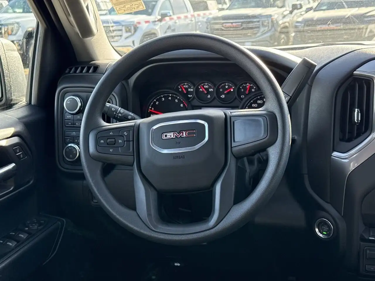 GMC Sierra 1500 снимка GMC Sierra 1500
