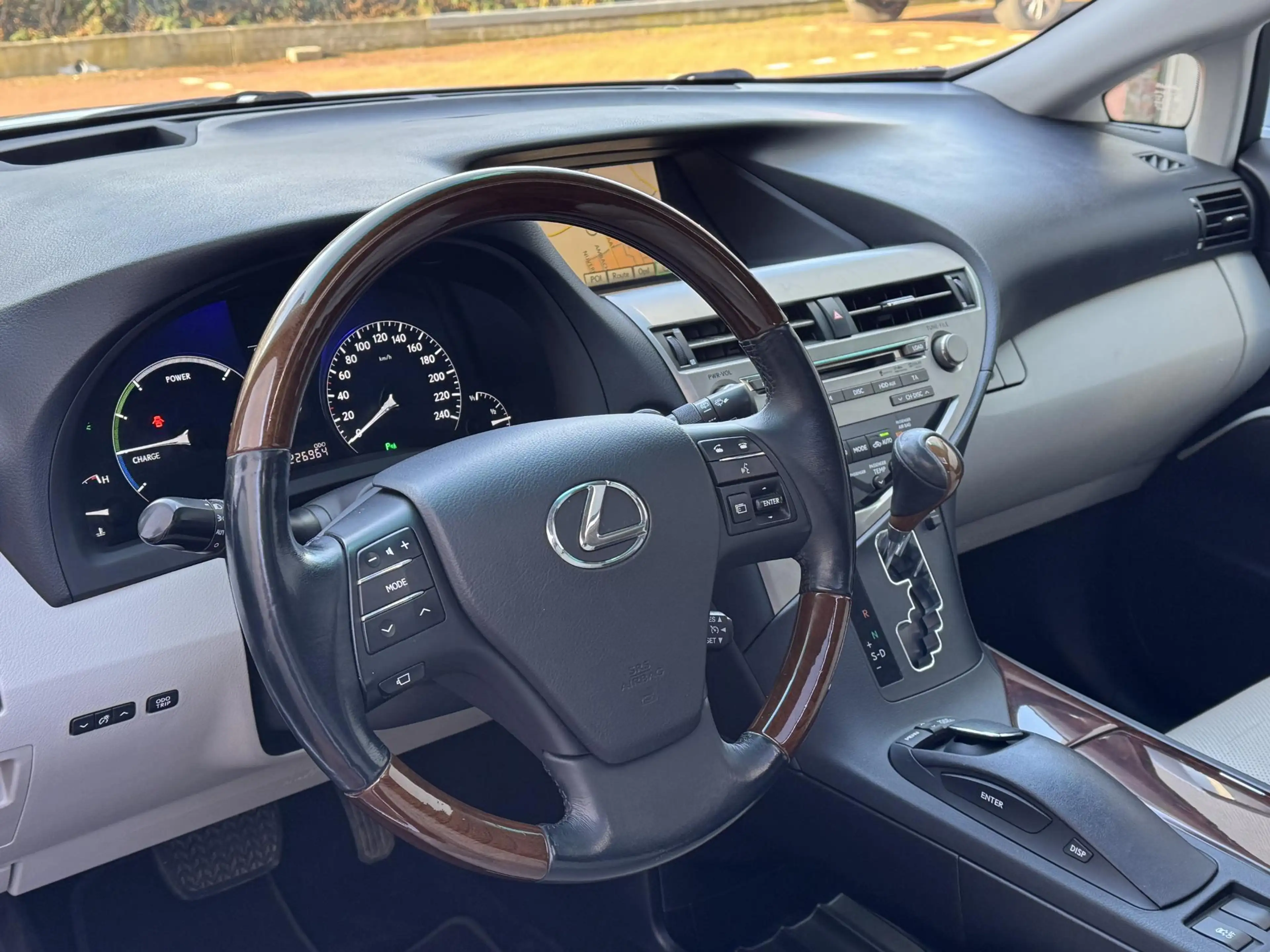 Lexus RX 450h 4WD President YOUNGTIMER HUD MarkLevinson (1e eige — photo 2