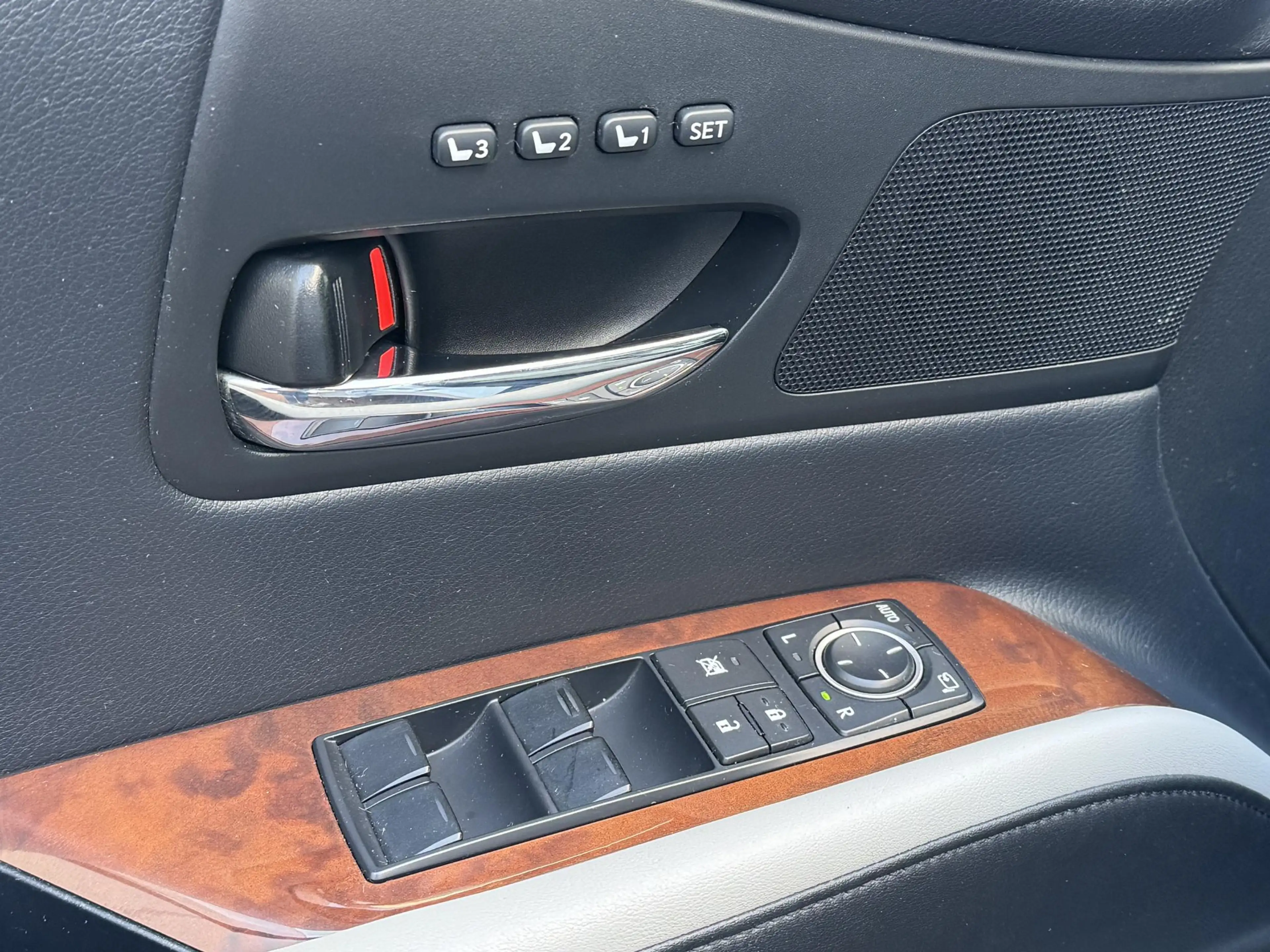 Lexus RX 450h 4WD President YOUNGTIMER HUD MarkLevinson (1e eige — photo 15