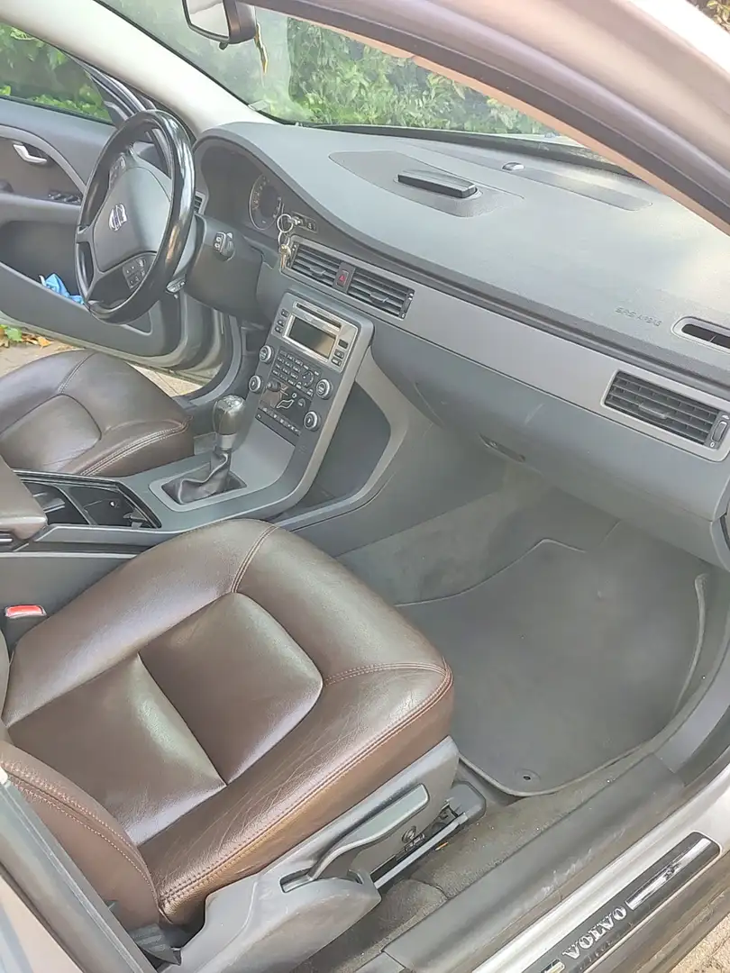 Volvo V70 Grijs - 2