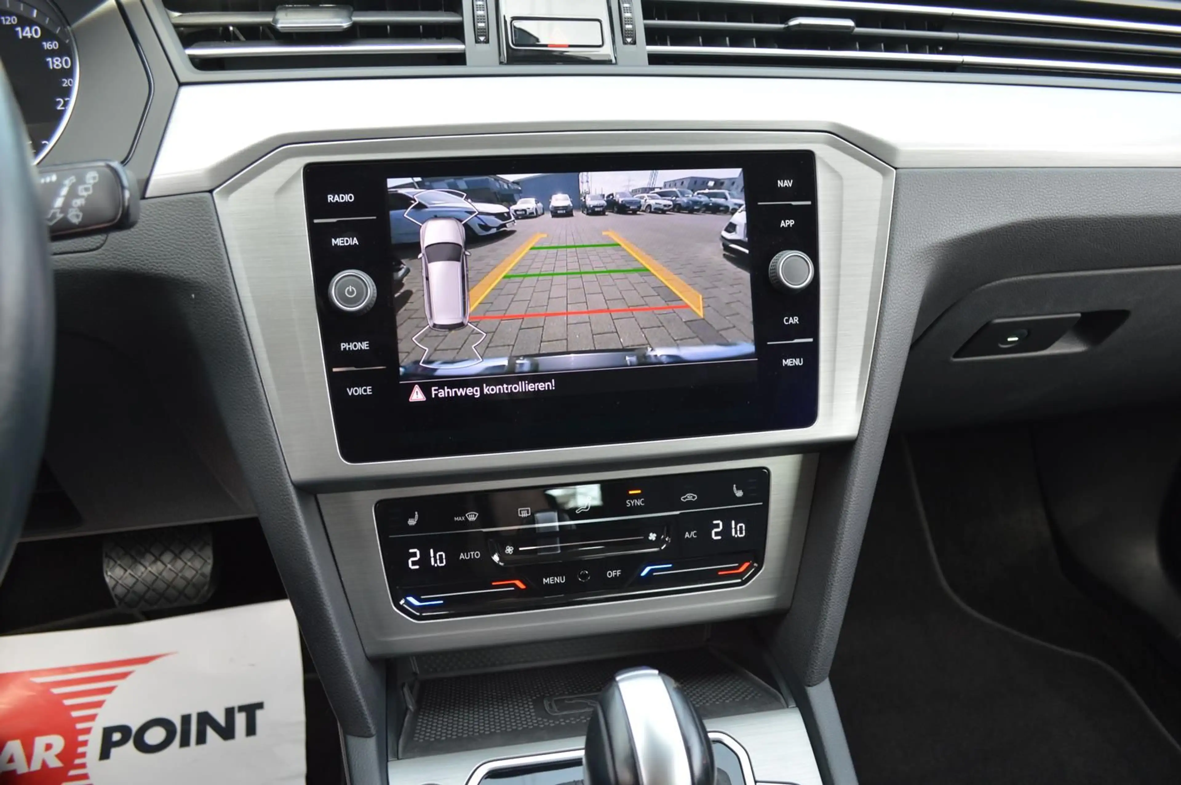 Volkswagen Passat Variant *LED*Navi*Kamera*ACC*Carplay*SHZ — photo 13