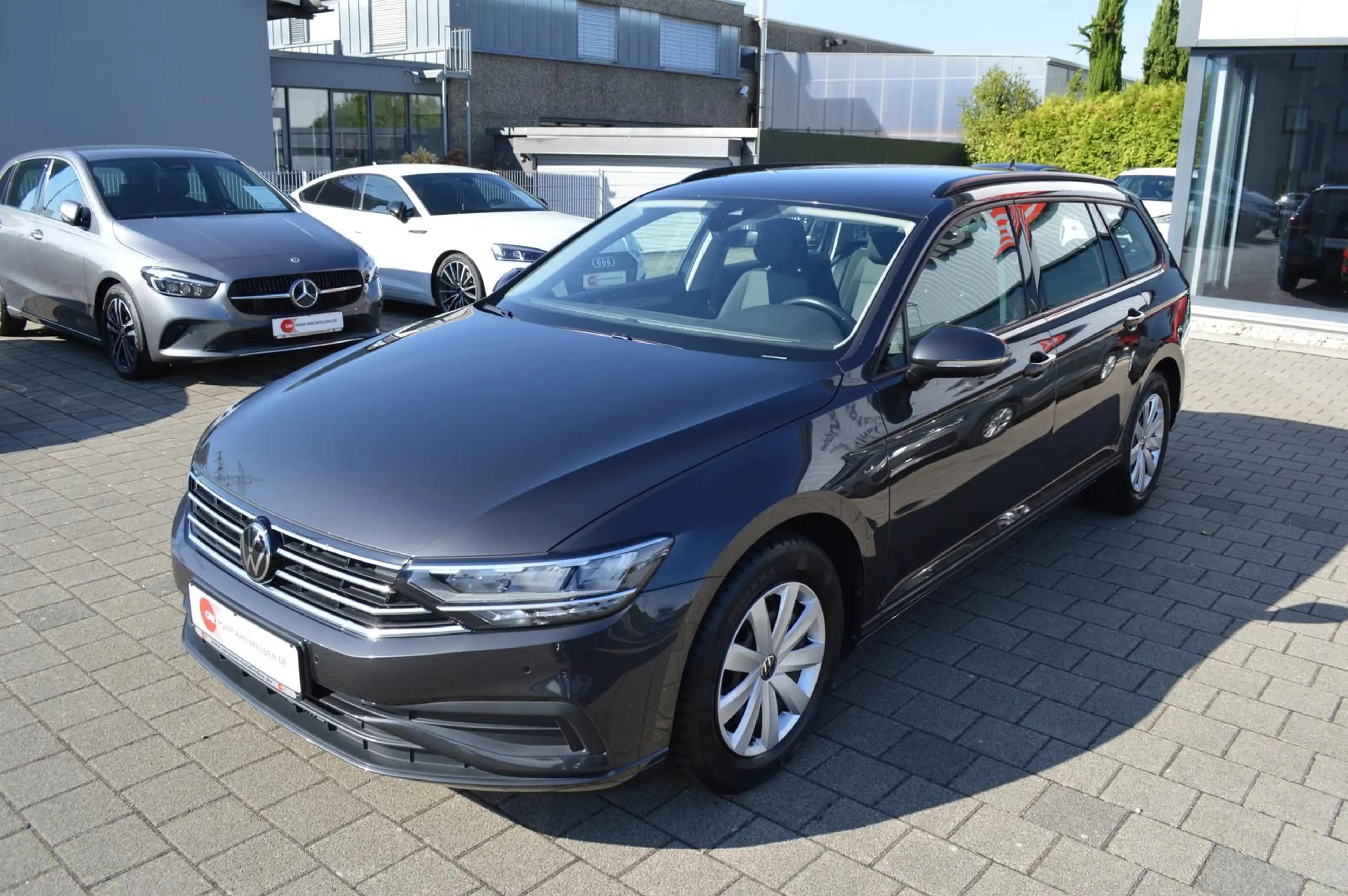 Volkswagen Passat Variant *LED*Navi*Kamera*ACC*Carplay*SHZ — photo 2