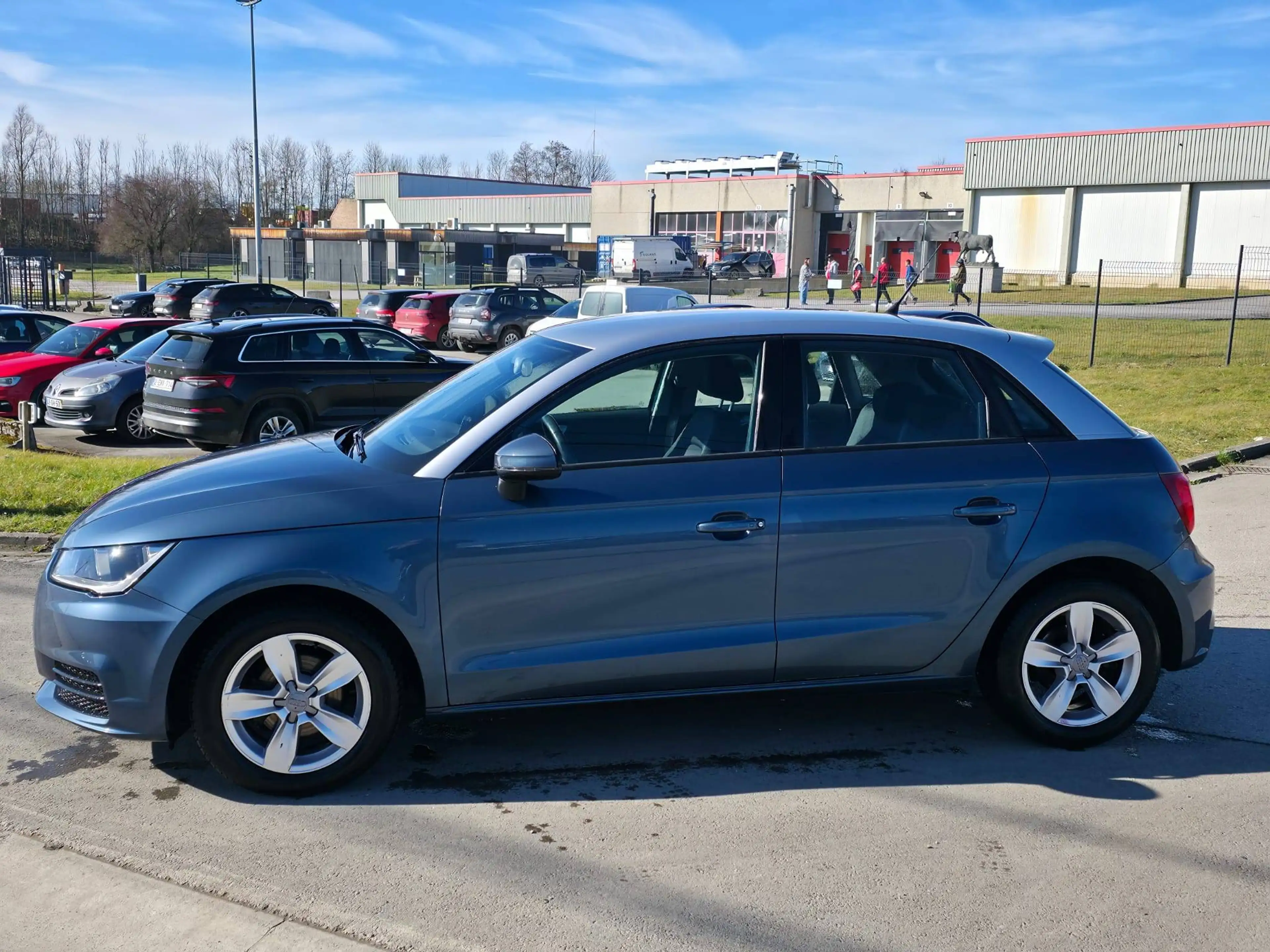 Audi A1 A1 Sportback 1.0 TFSI Sport S tronic — photo 6