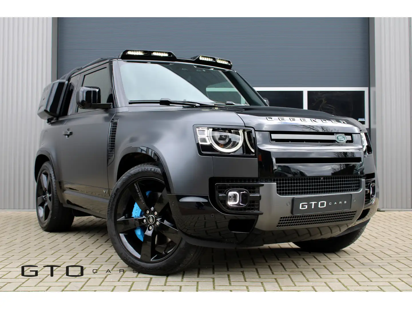 Land Rover Defender 5.0 P525 90 V8 Carpathian Edition QuickSilver / Ur Grijs - 1
