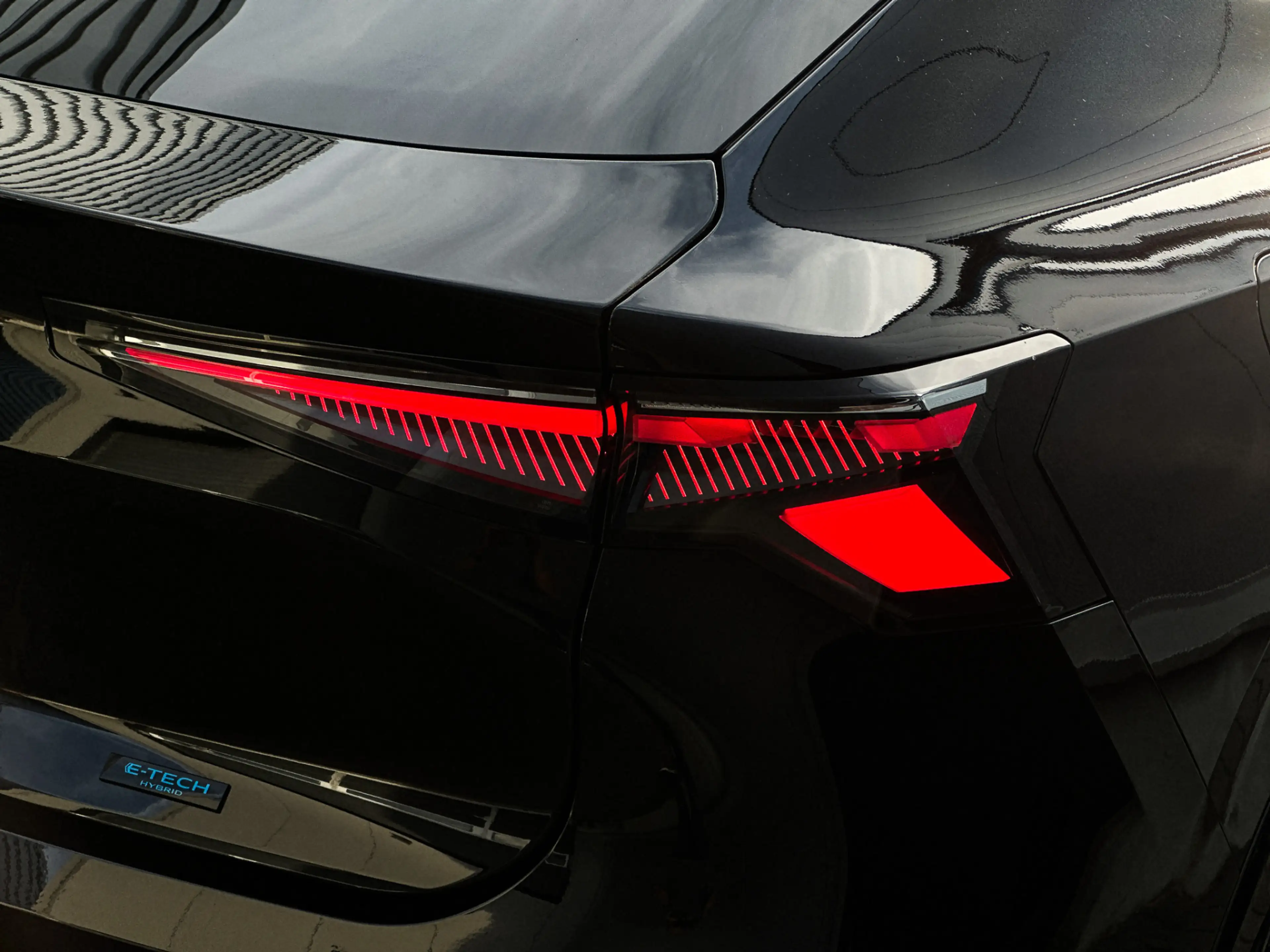 Renault Rafale 1.2 E-Tech full hybrid 200 esprit Alpine 200PK | H — photo 9