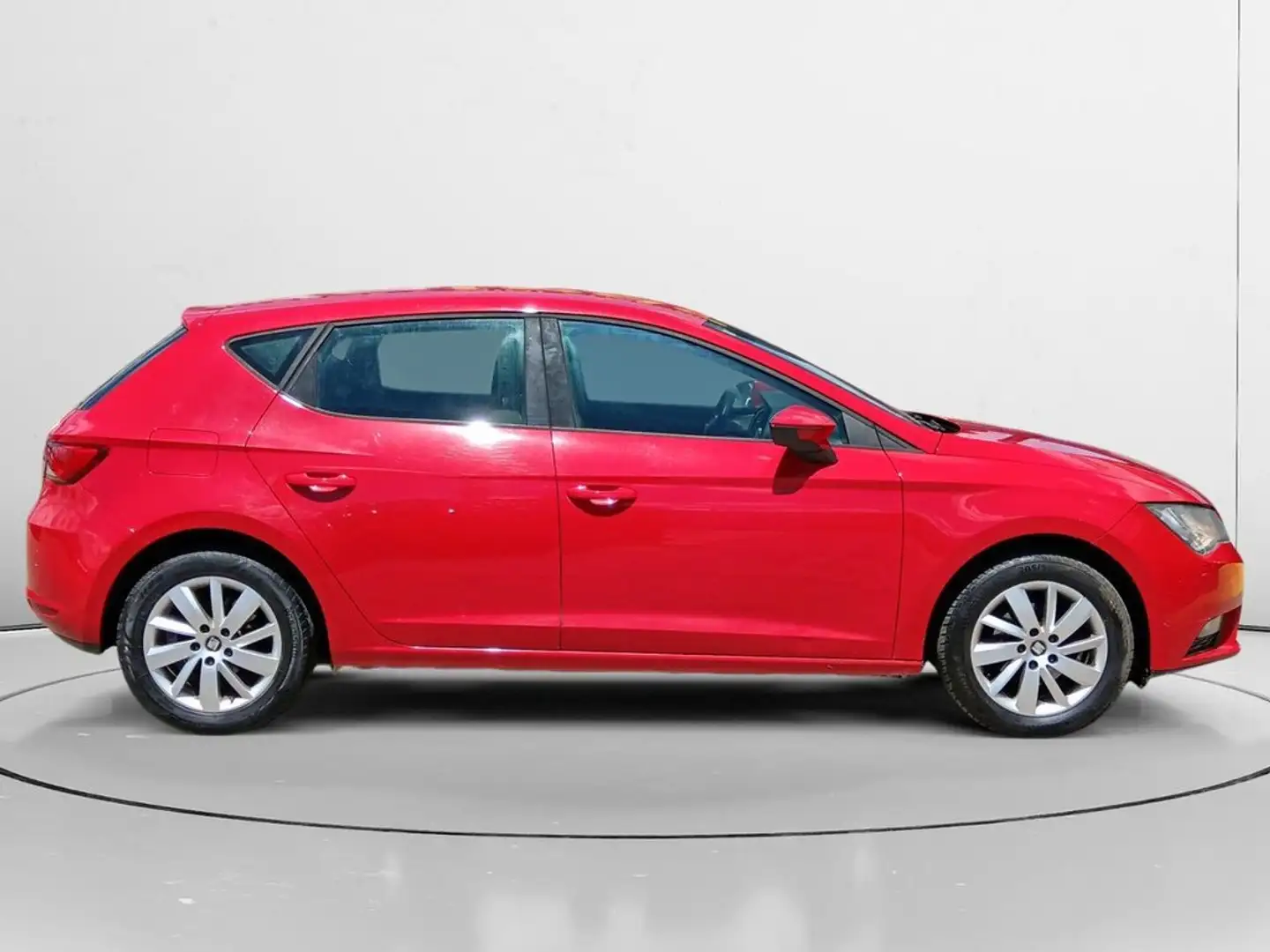 SEAT Leon 1.2 TSI S&S Reference 110 Rojo - 2