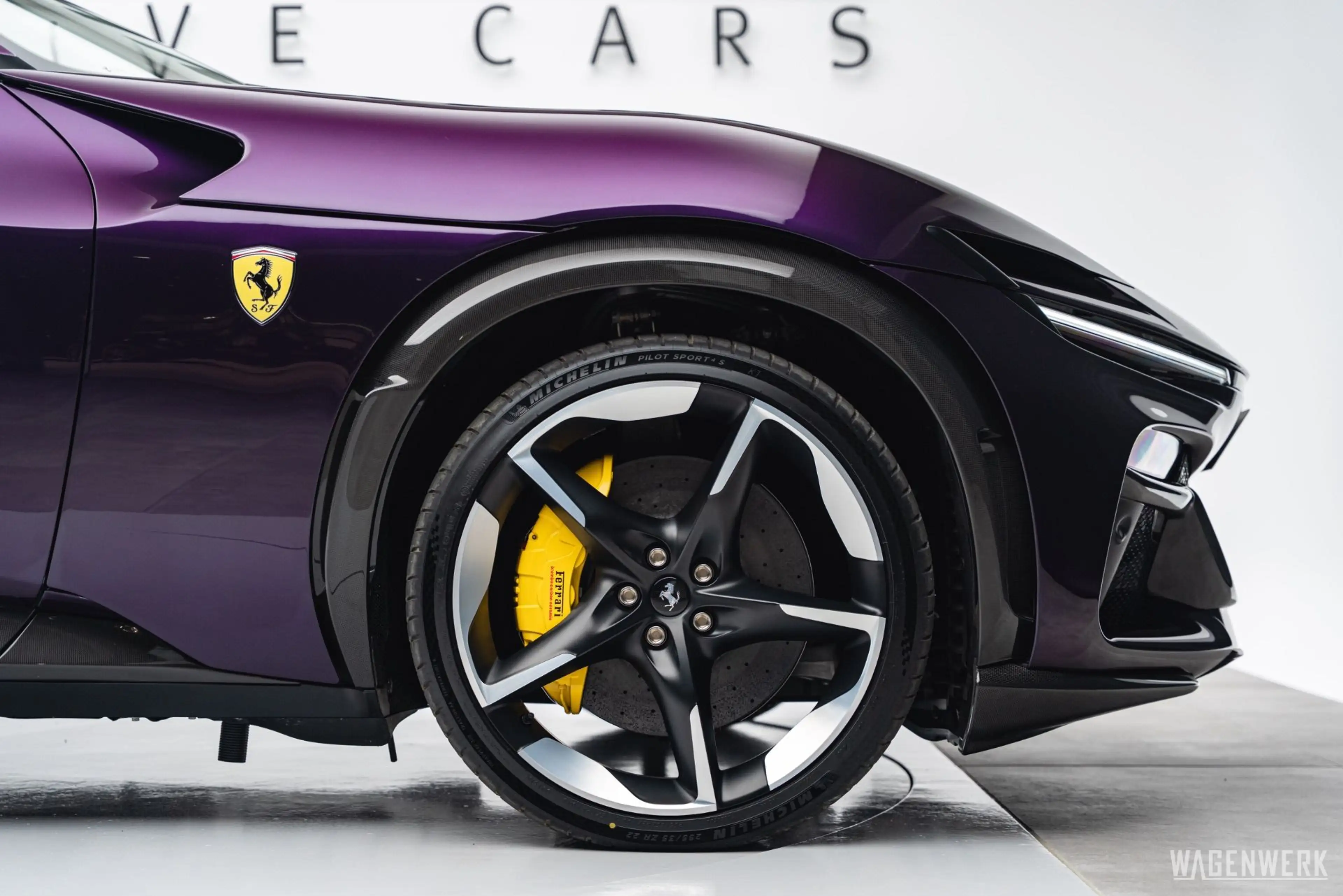 Ferrari Purosangue MY26 CARBONPAKET ADAS MASSAGE PANORAMA VIOLA-HONG — photo 11
