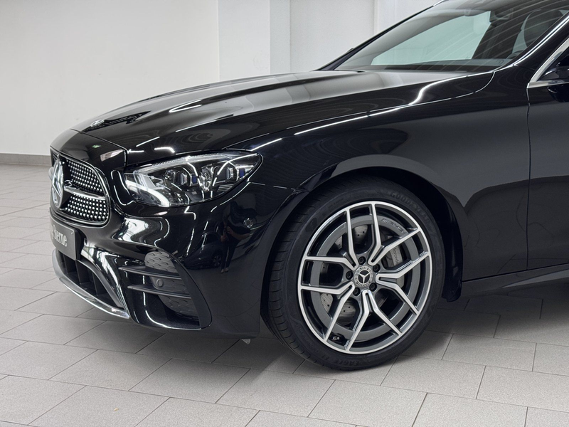Mercedes-Benz E 400 T d 4M AMG+PANO+AHK+MULTIBEAM LED+360°+19" — photo 13