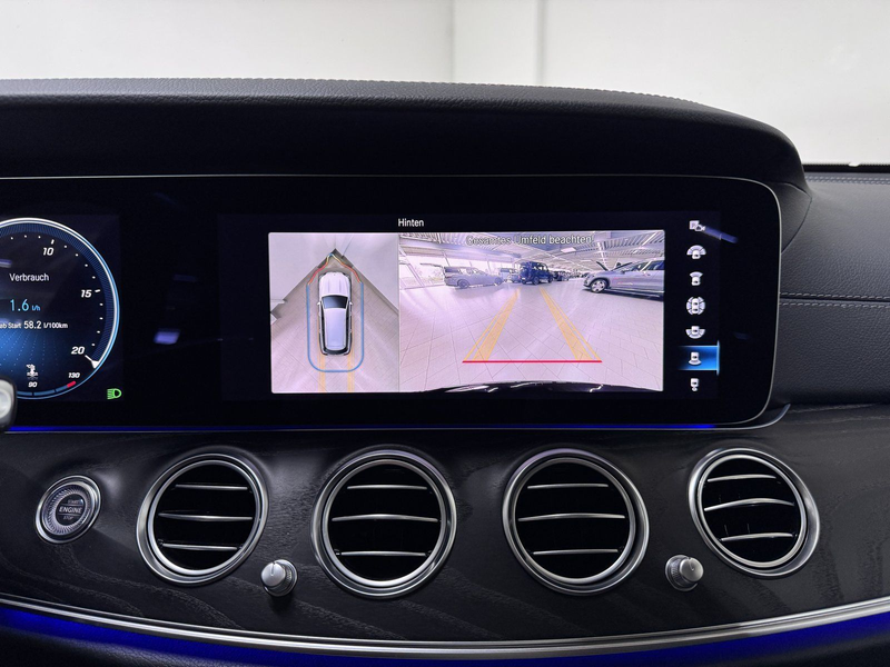 Mercedes-Benz E 400 T d 4M AMG+PANO+AHK+MULTIBEAM LED+360°+19" — photo 10