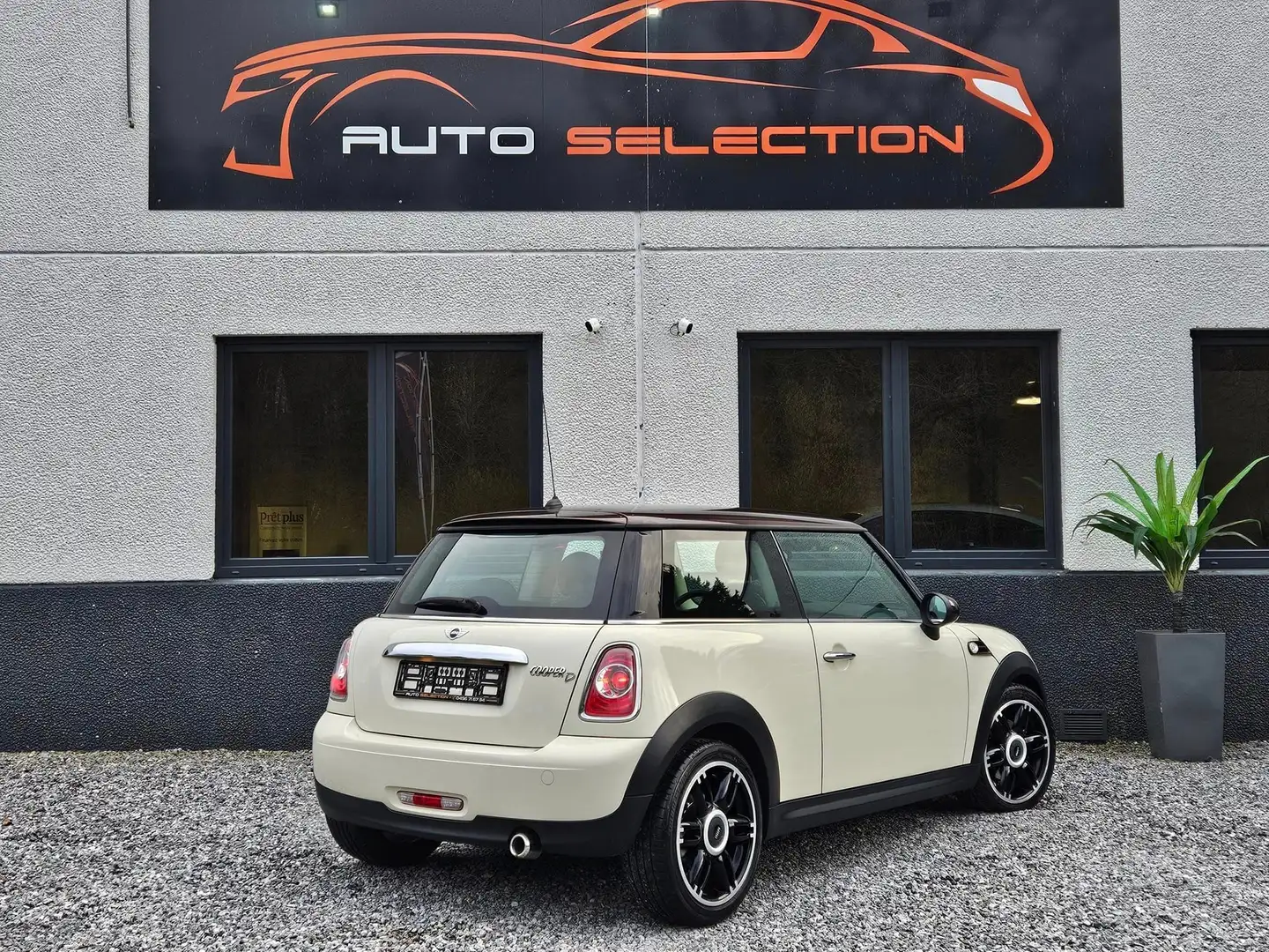 MINI Cooper D 1.6 - ECL. AMBIANCE - CLIM - DEPOT VENTE Beżowy - 2